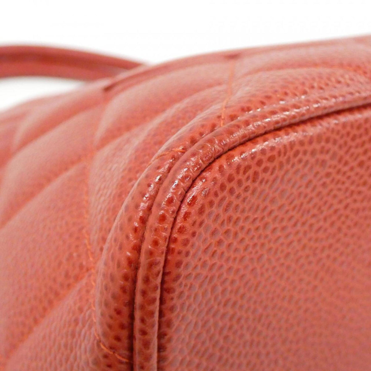 Chanel Red Color Grained Calfskin Handbag (Pre-Owned)