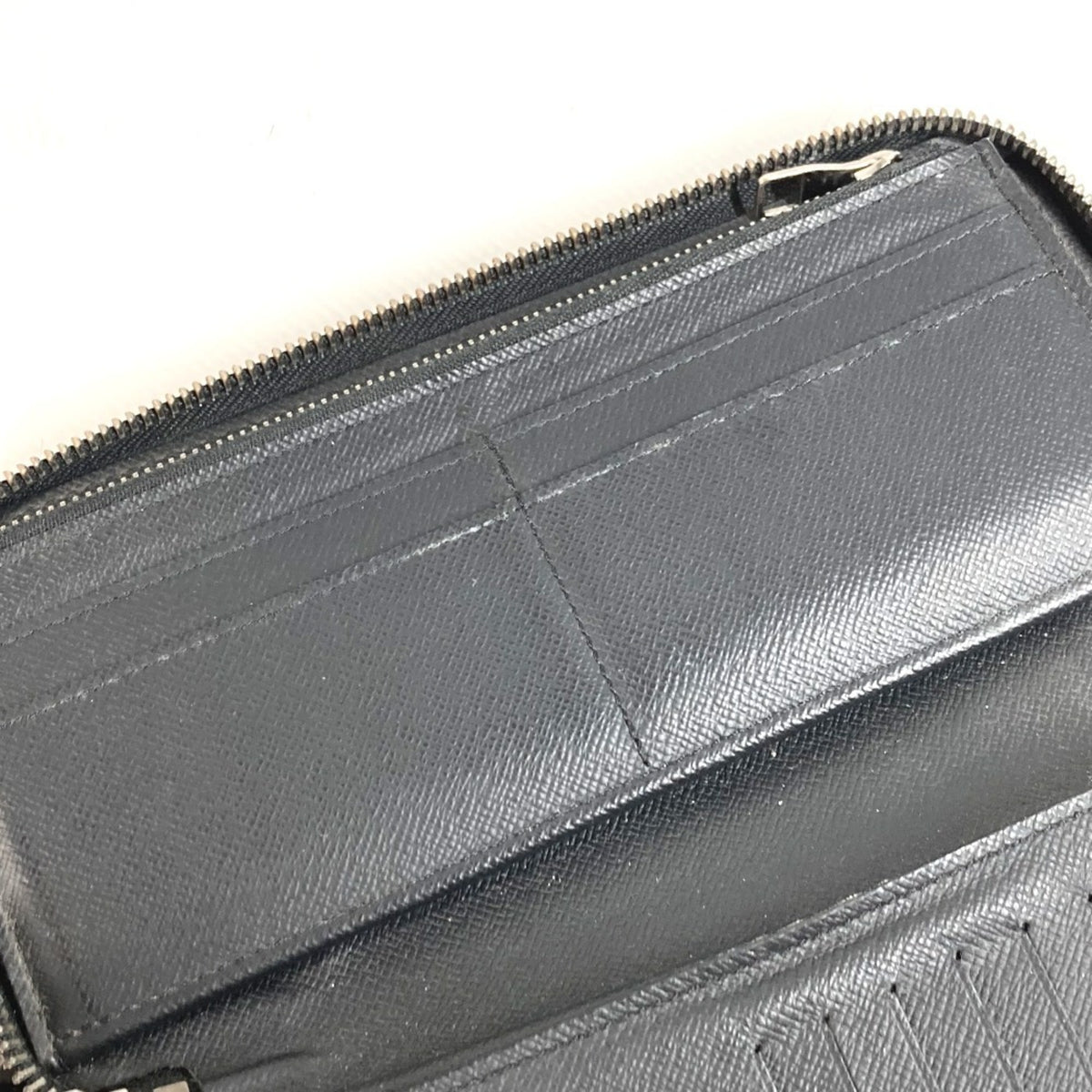 Louis Vuitton Black Monogram Eclipse Long Wallet (Bi-Fold) (Pre-Owned)