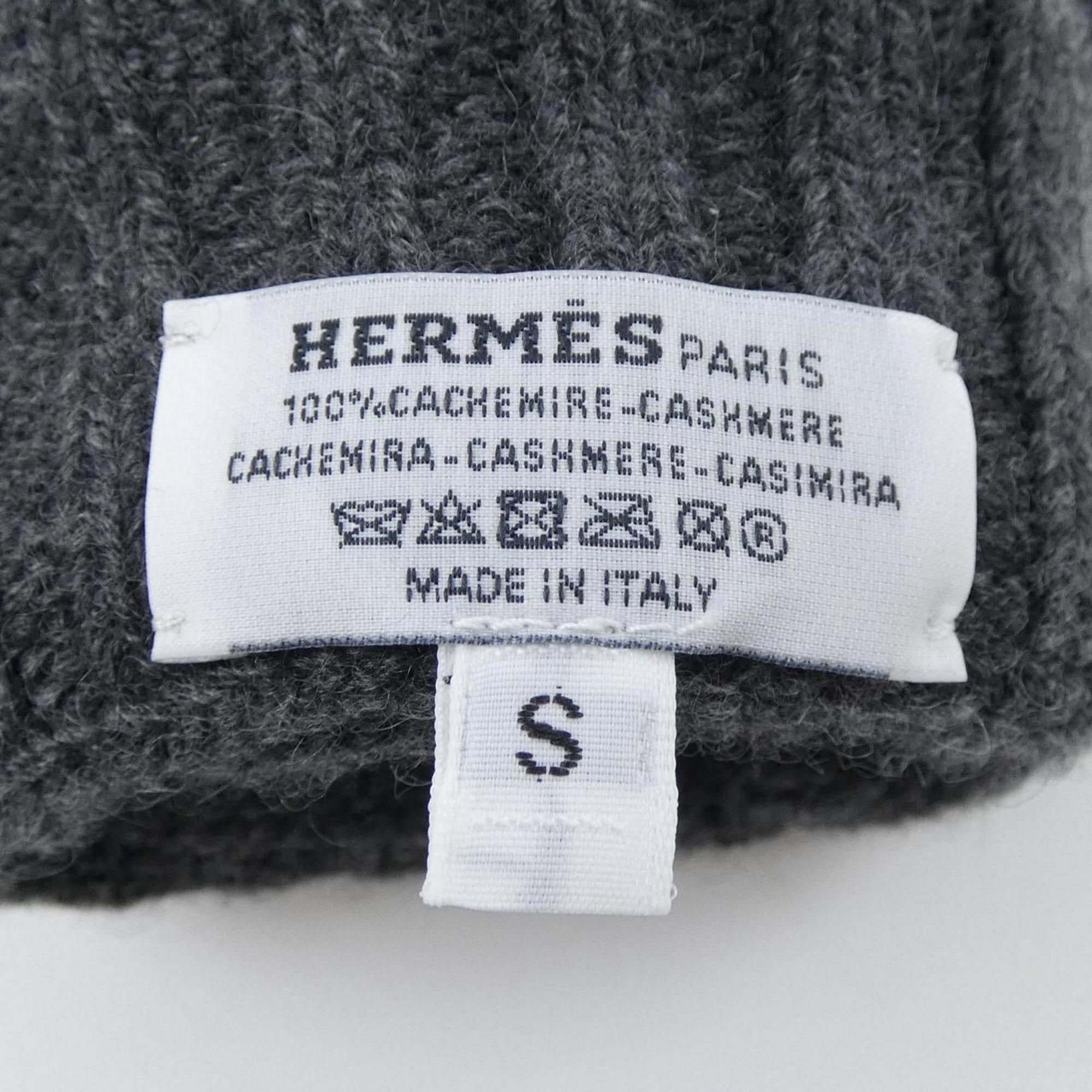 Hermes Gray Cashmere Warm Gloves (Pre-Owned)