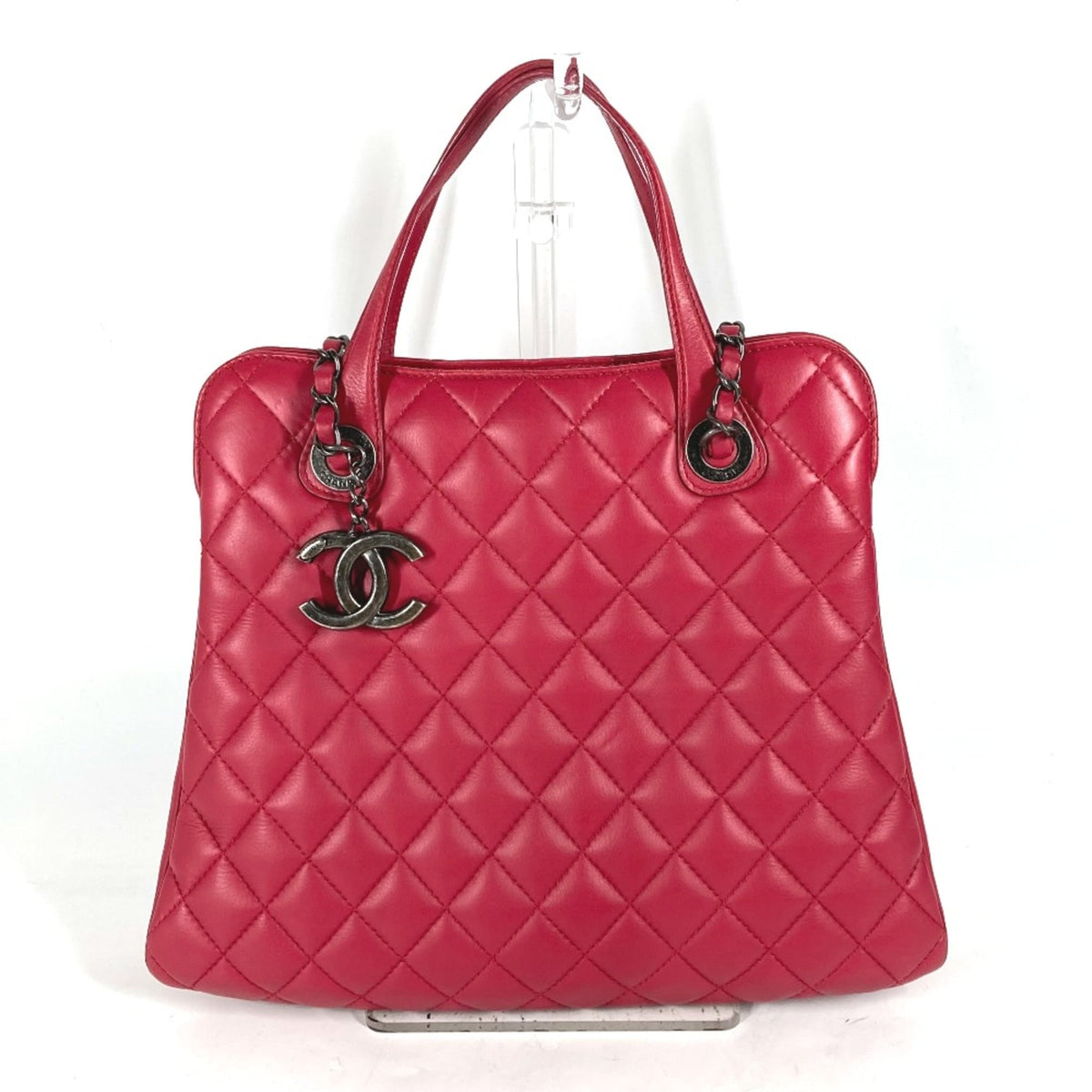 Chanel Pink Leather Tote Bag (Pre-Owned)