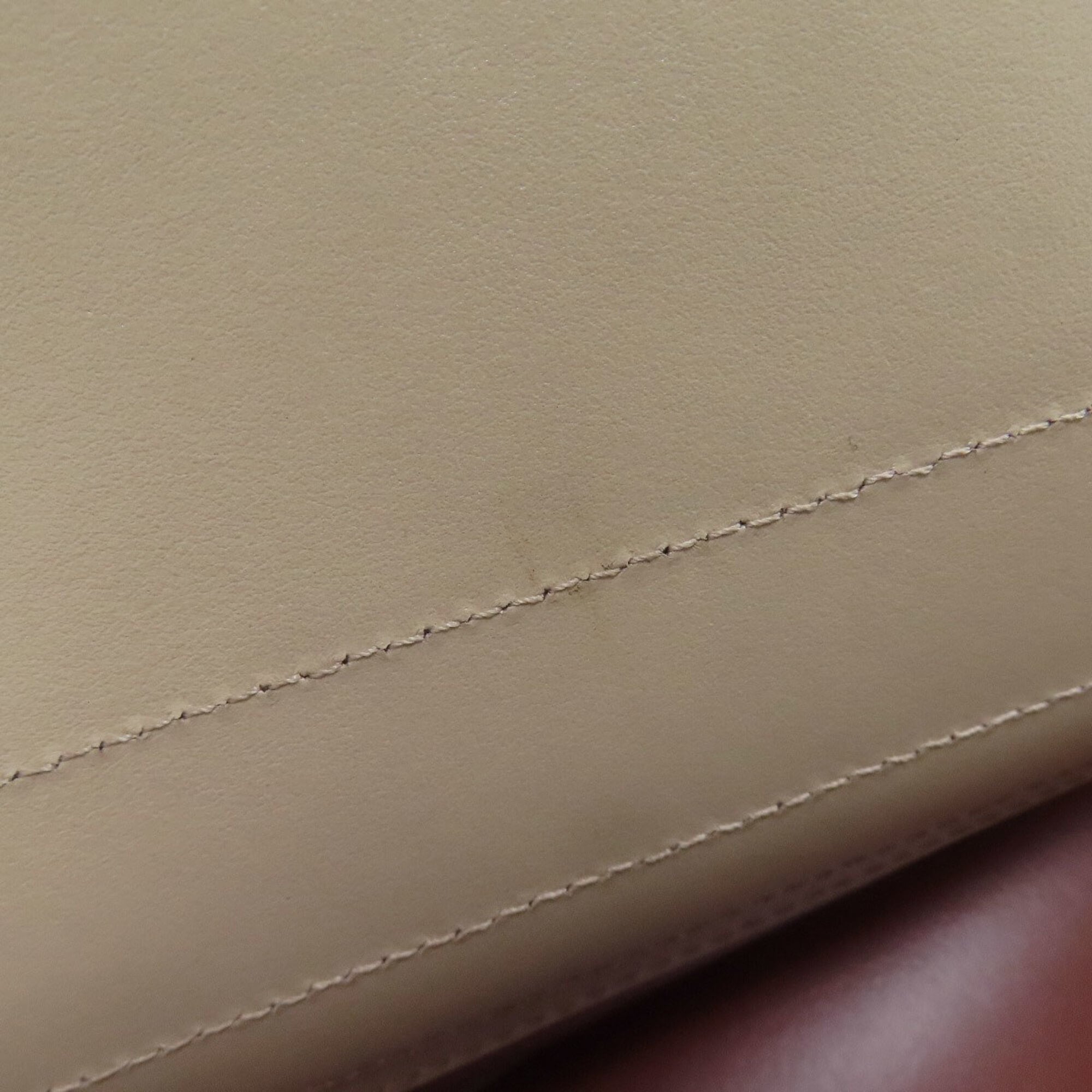 Chloé Grayish Leather Tote Bag (Pre-Owned)