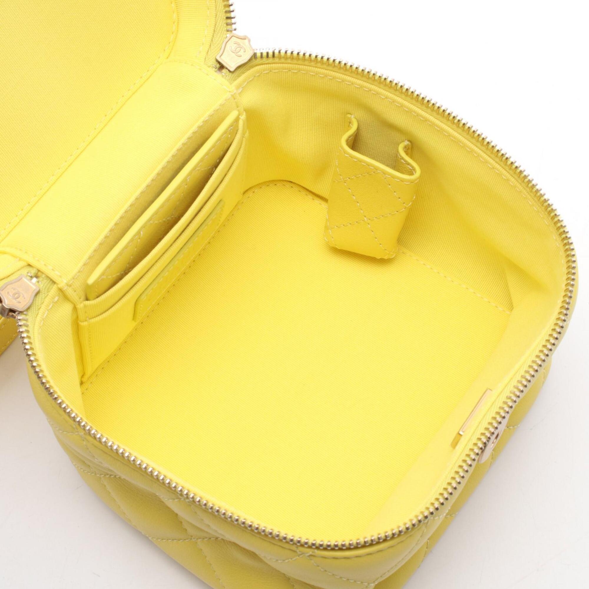 Chanel Yellow Leather Handbag Shoulder Bag (Pre-Owned)