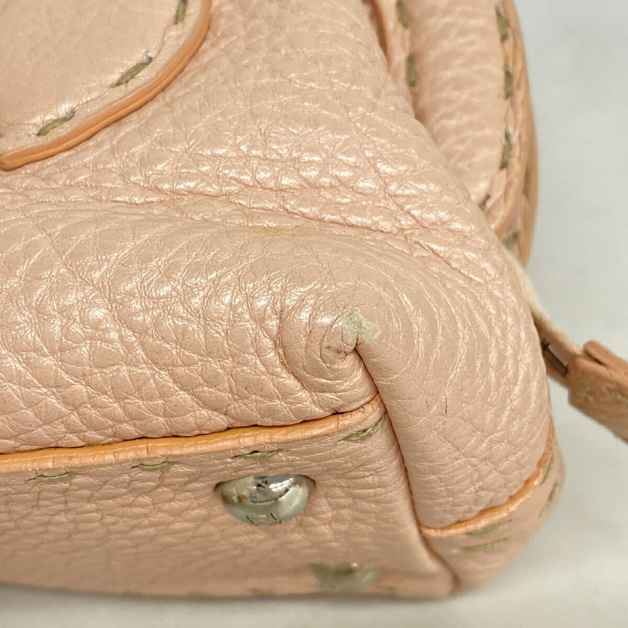 Fendi Pink Leather Handbag (Pre-Owned)