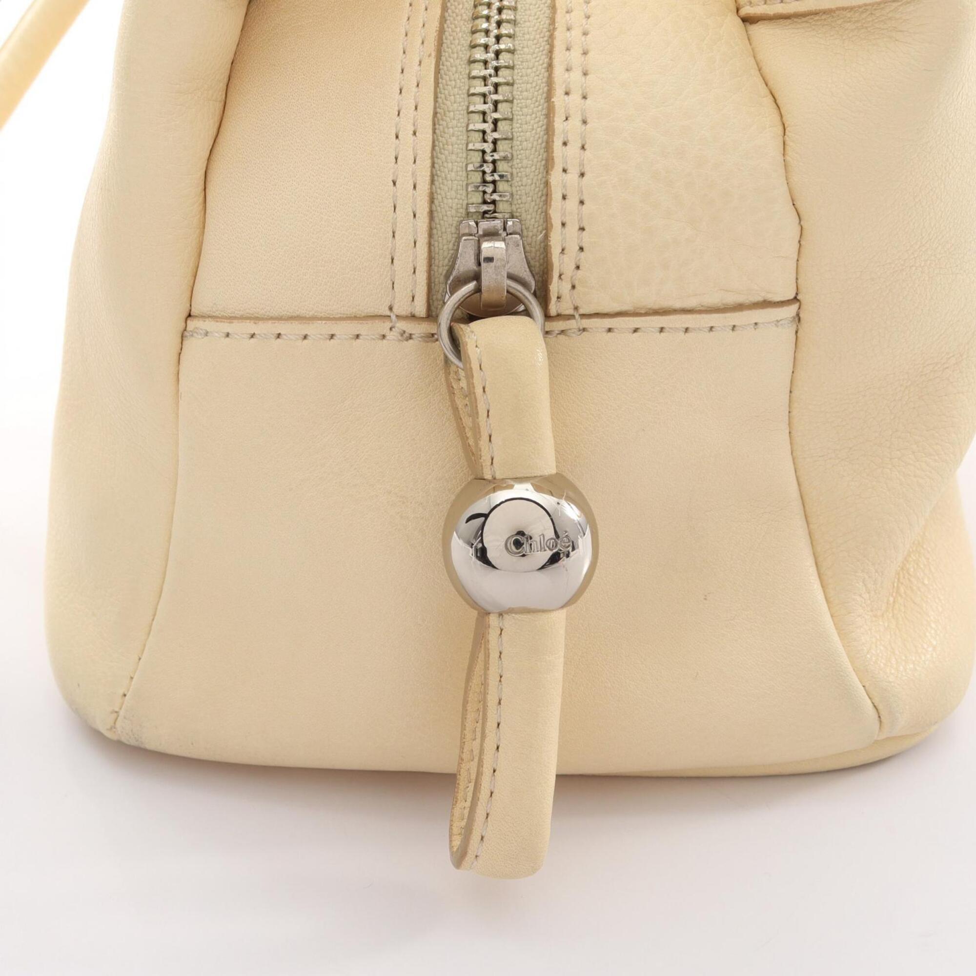 Chloé Ivory Leather Handbag (Pre-Owned)