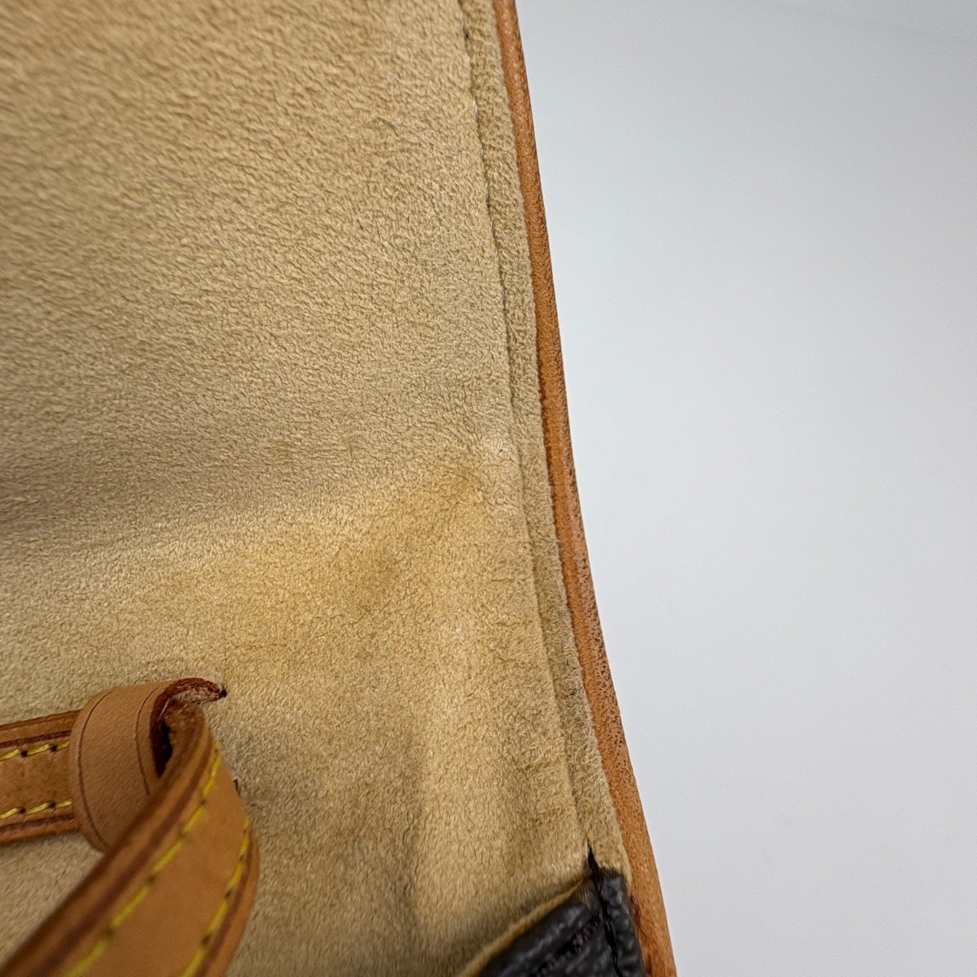 Louis Vuitton Brown Monogram Monogram Clutch Bag Pochette Shoulder Bag (Pre-Owned)