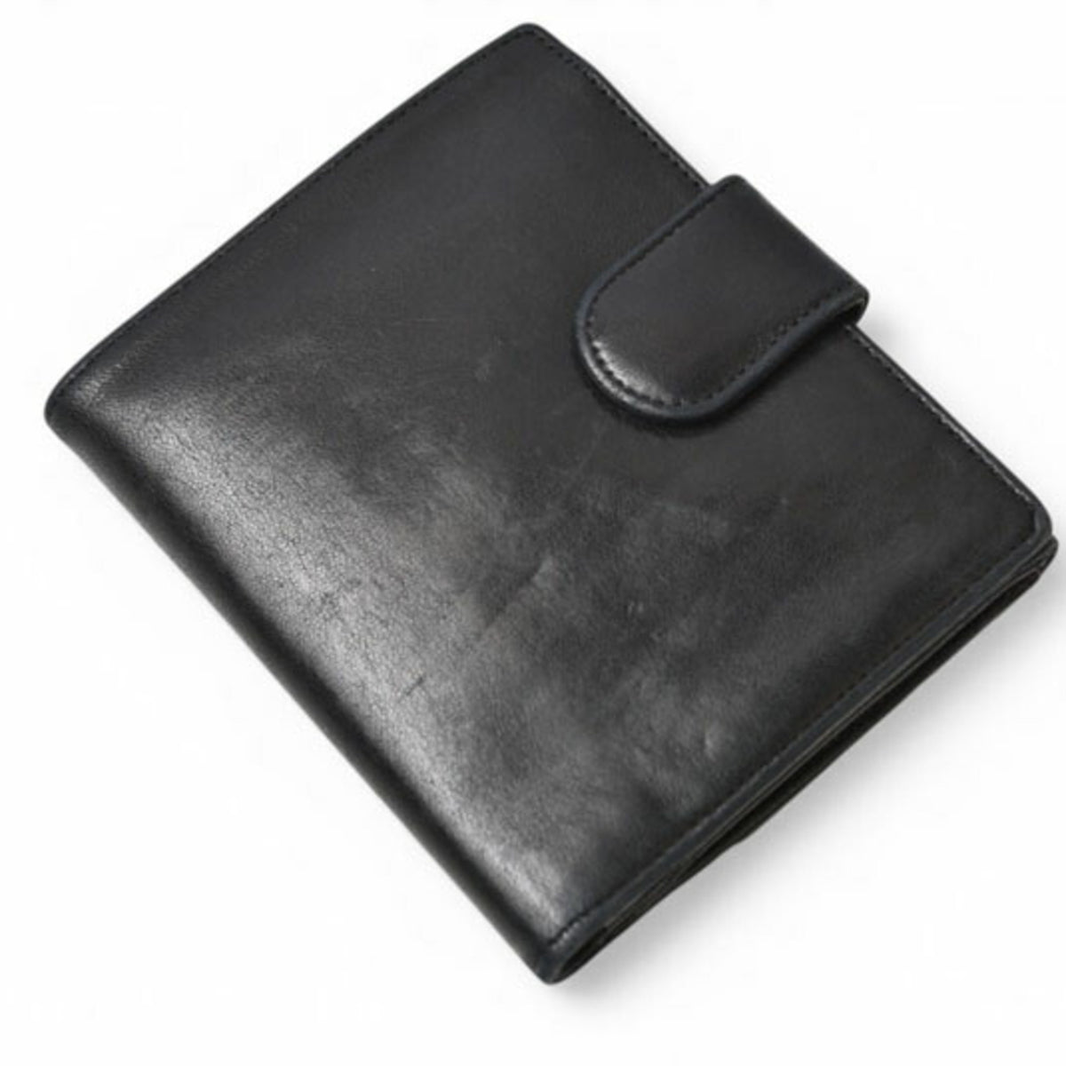 Chanel Black Leather Wallet (Bi-Fold) (Pre-Owned)