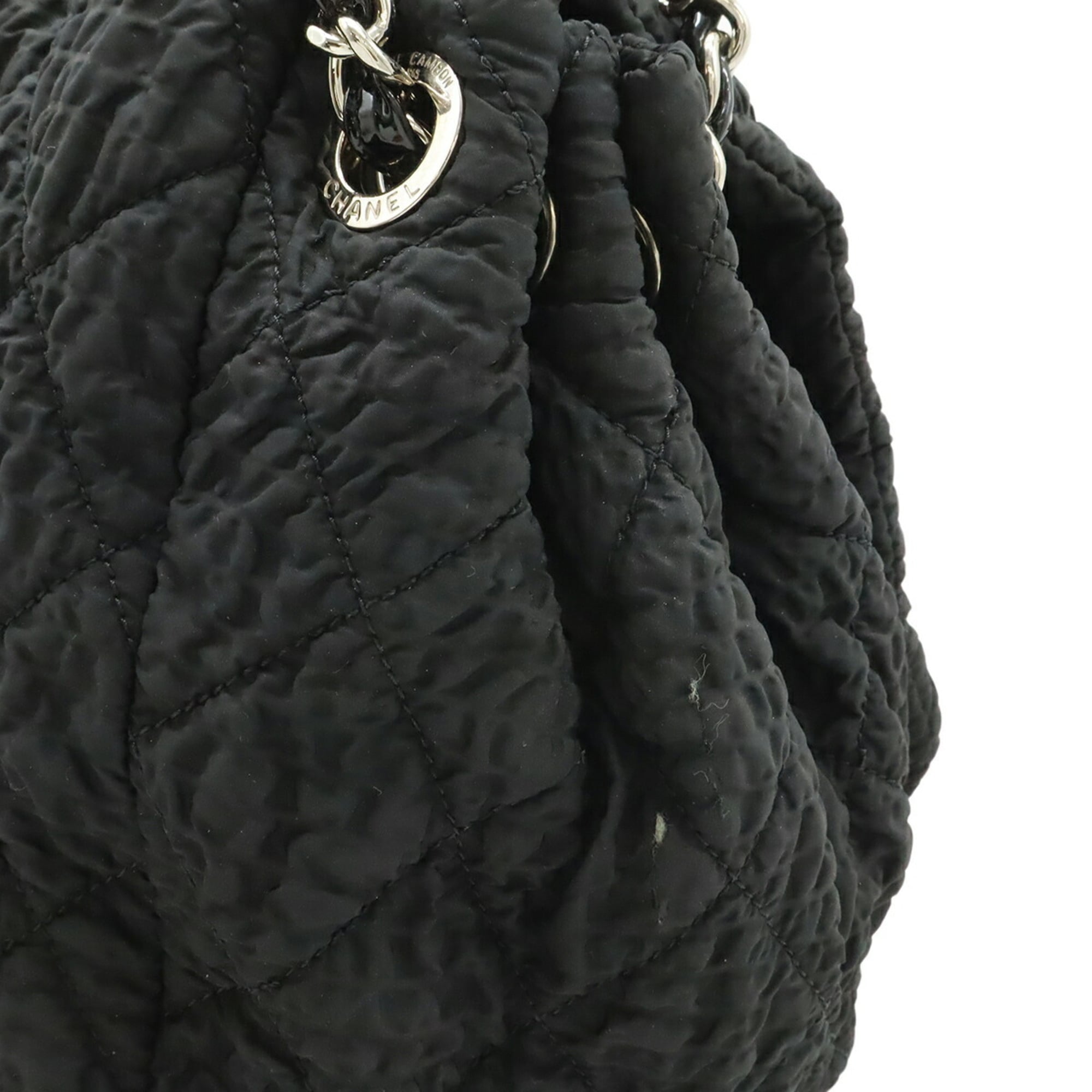 Chanel Black Nylon Leather Shoulder Bag (Pre-Owned)