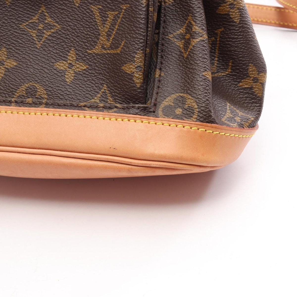 Louis Vuitton Brown Coated Canvas Leather Backpack Handbag (Pre-Owned)
