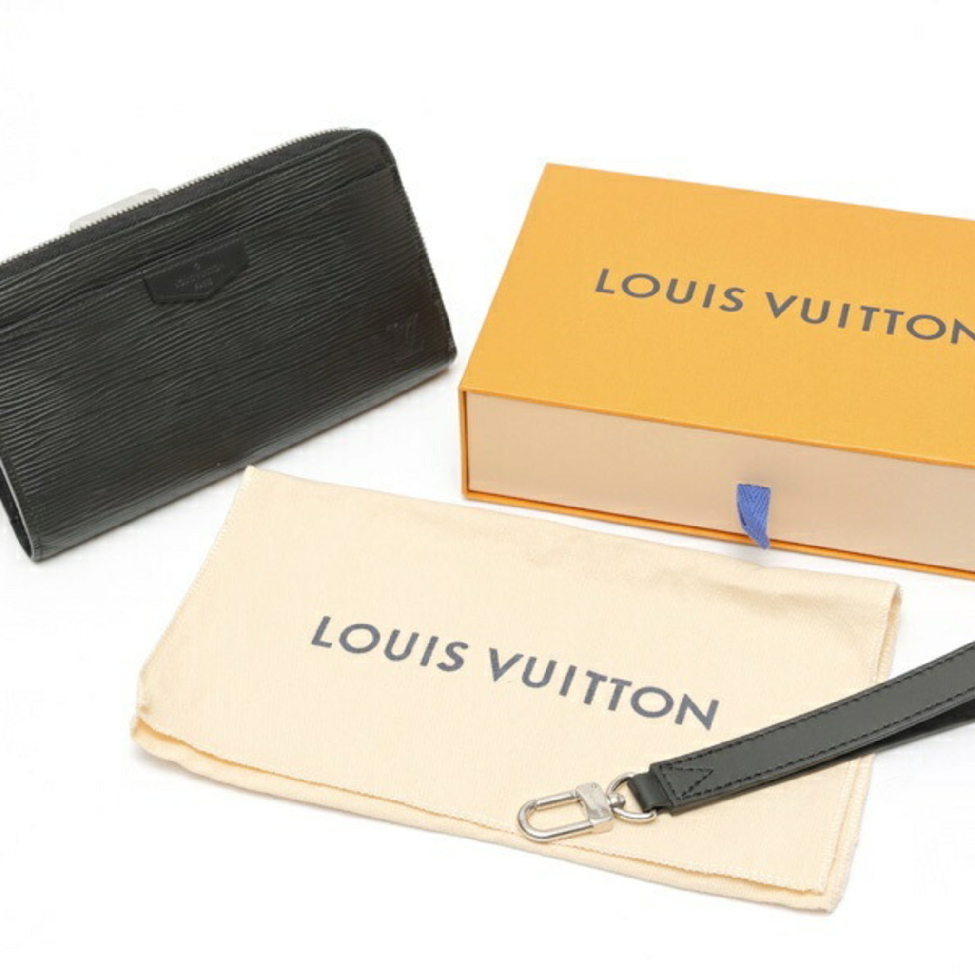 Louis Vuitton Black Noir Epi Leather Chain/Shoulder Wallet (Pre-Owned)