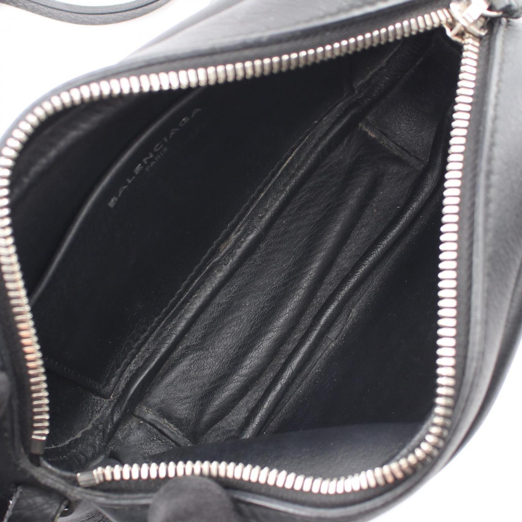 Balenciaga Black Leather Handbag Shoulder Bag (Pre-Owned)