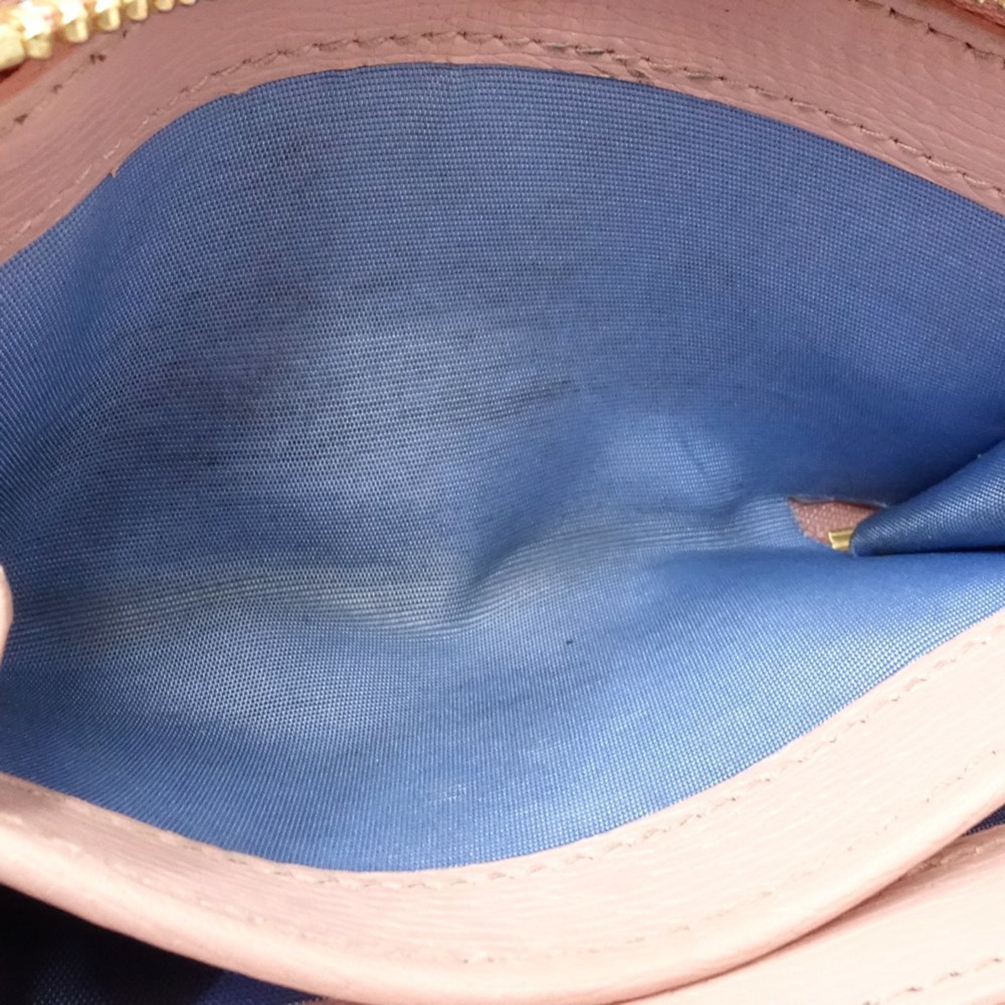 Gucci Pink Leather Wallet (Bi-Fold) (Pre-Owned)
