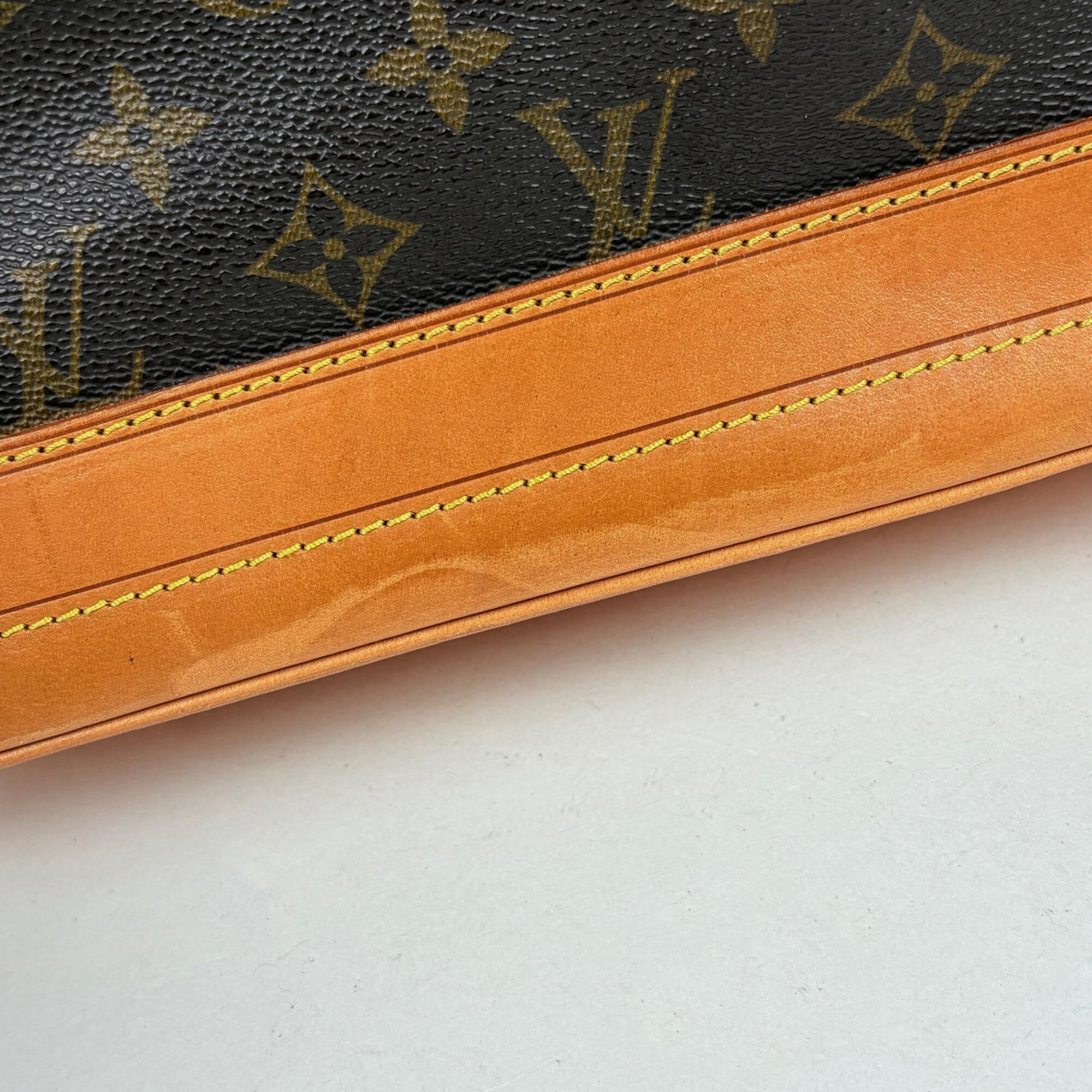 Louis Vuitton Brown Monogram Shoulder Bag (Pre-Owned)