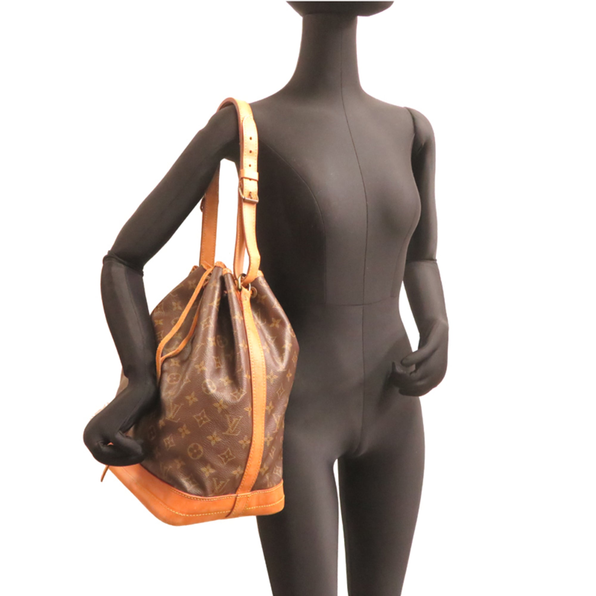 Louis Vuitton Brown Monogram Shoulder Bag (Pre-Owned)