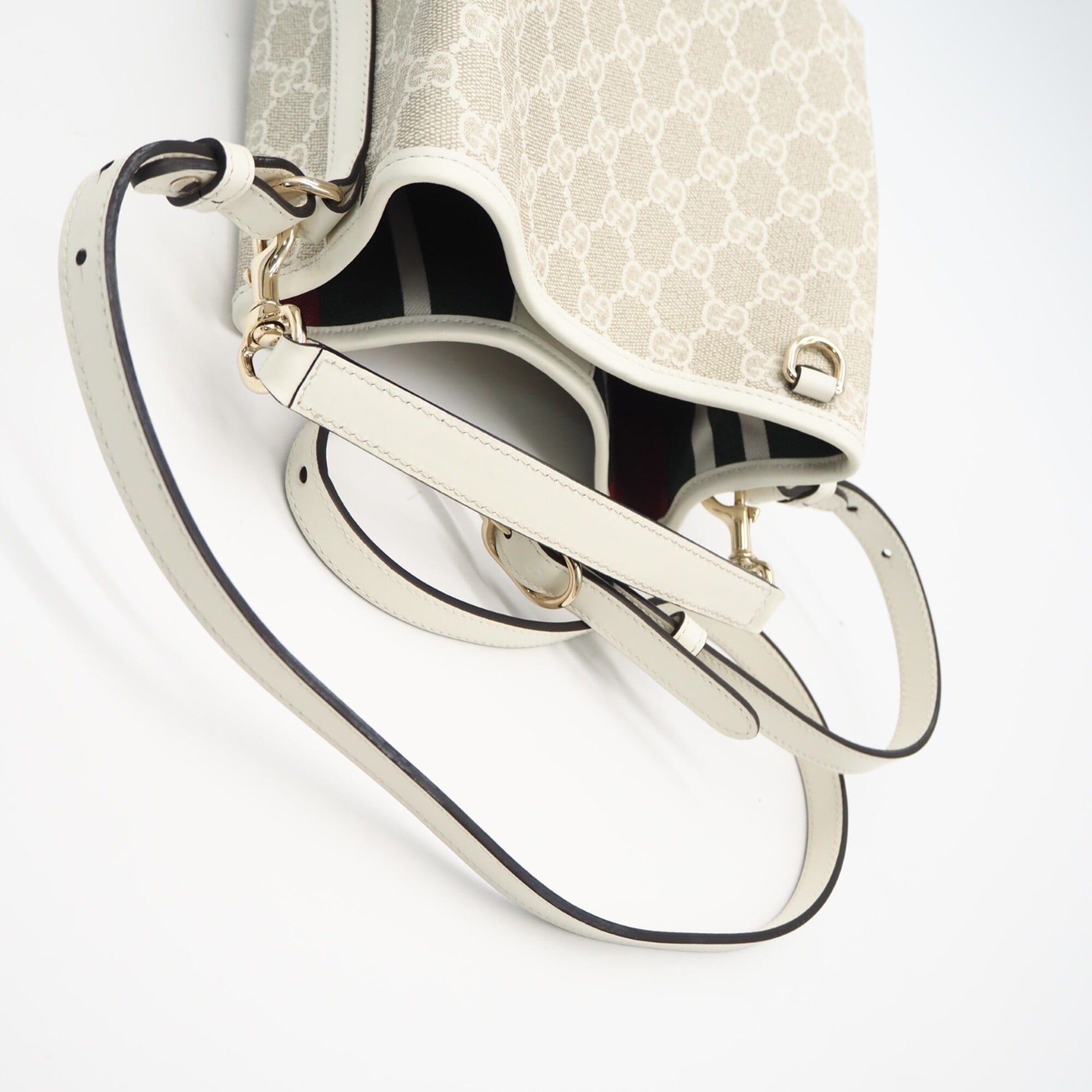 Gucci Beige White Coated Canvas Leather Shoulder Bag (Pre-Owned)