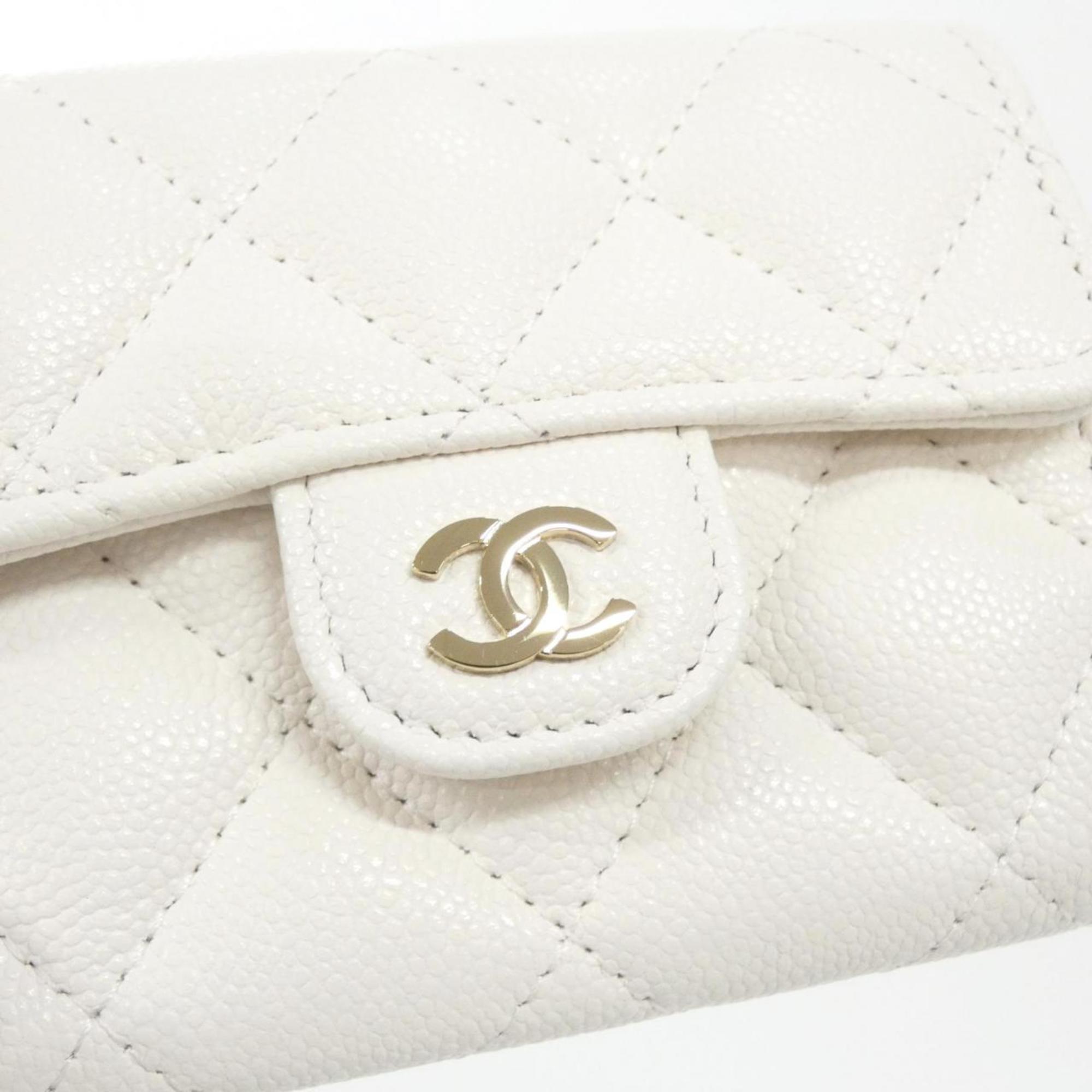 Chanel White Grained Calfskin Clutch Bag (Pre-Owned)