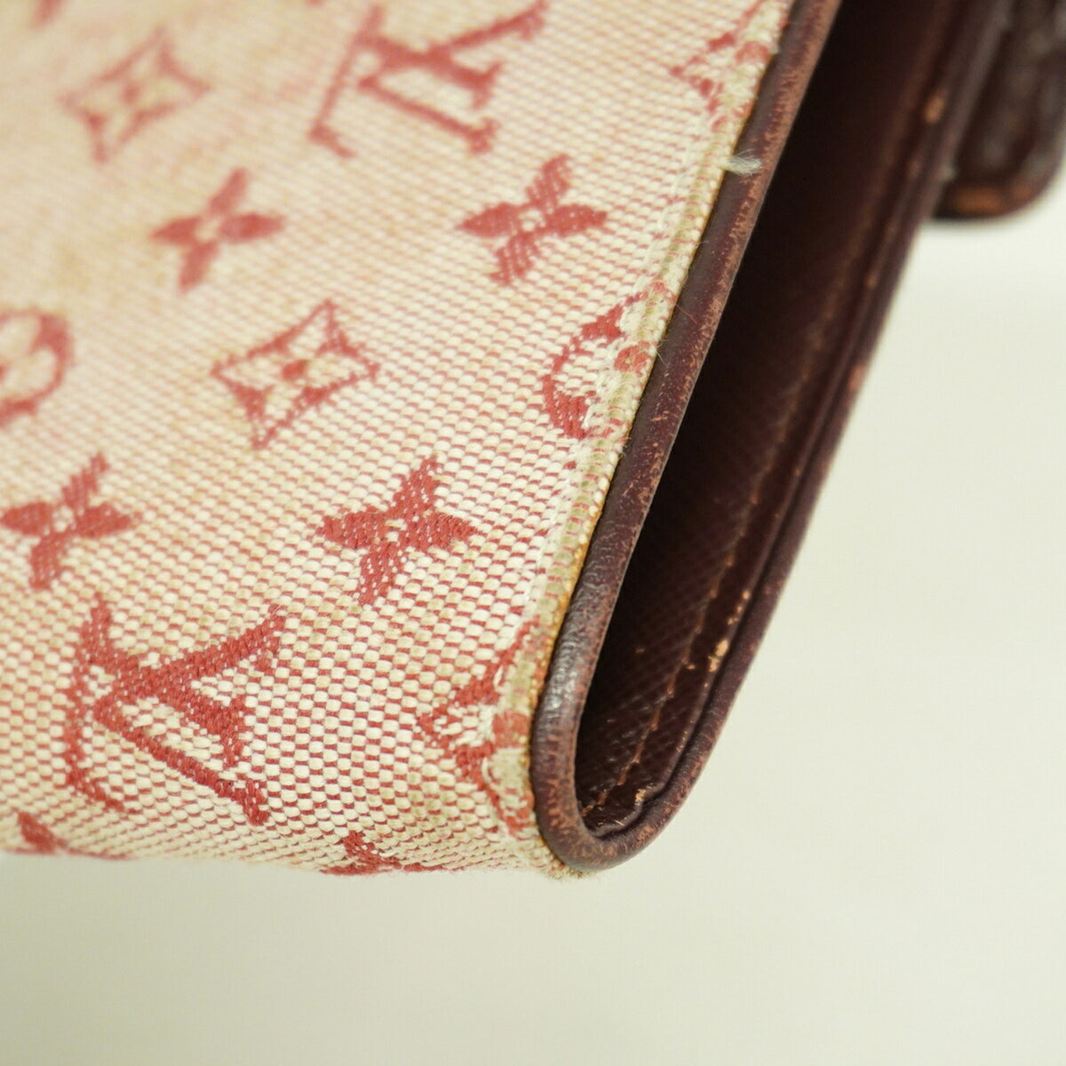 Louis Vuitton Cerise Wallet (Tri-Fold) (Pre-Owned)