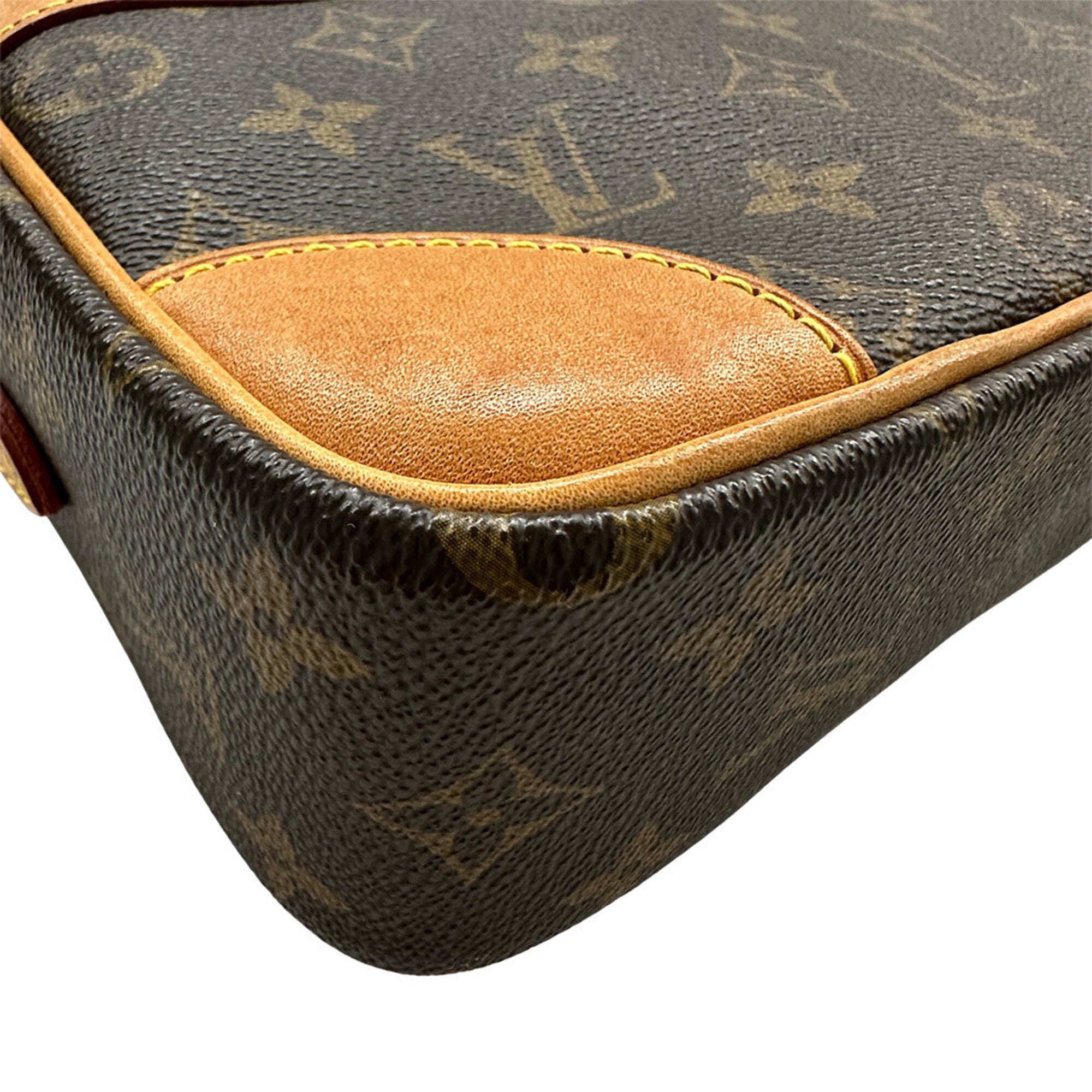 Louis Vuitton Brown Monogram Canvas Handbag Shoulder Bag (Pre-Owned)