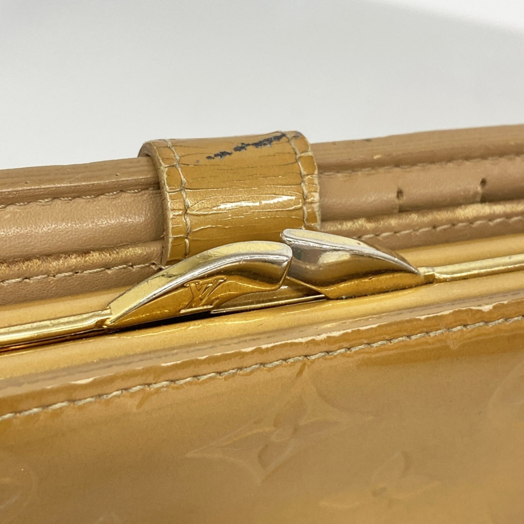 Louis Vuitton Noisette Wallet (Bi-Fold) (Pre-Owned)