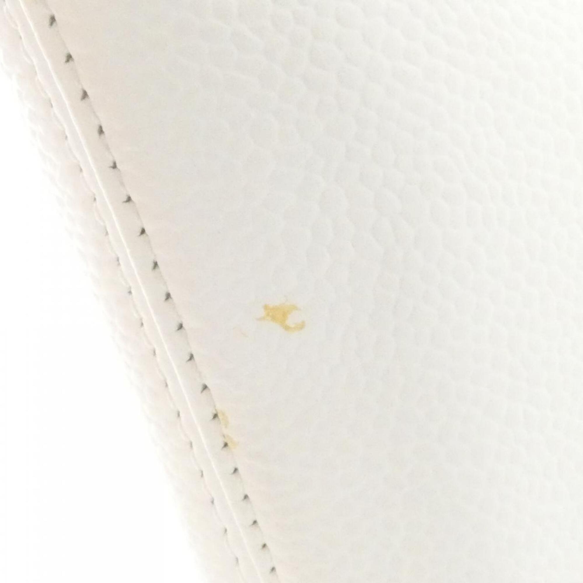 Chanel White Leather Handbag (Pre-Owned)