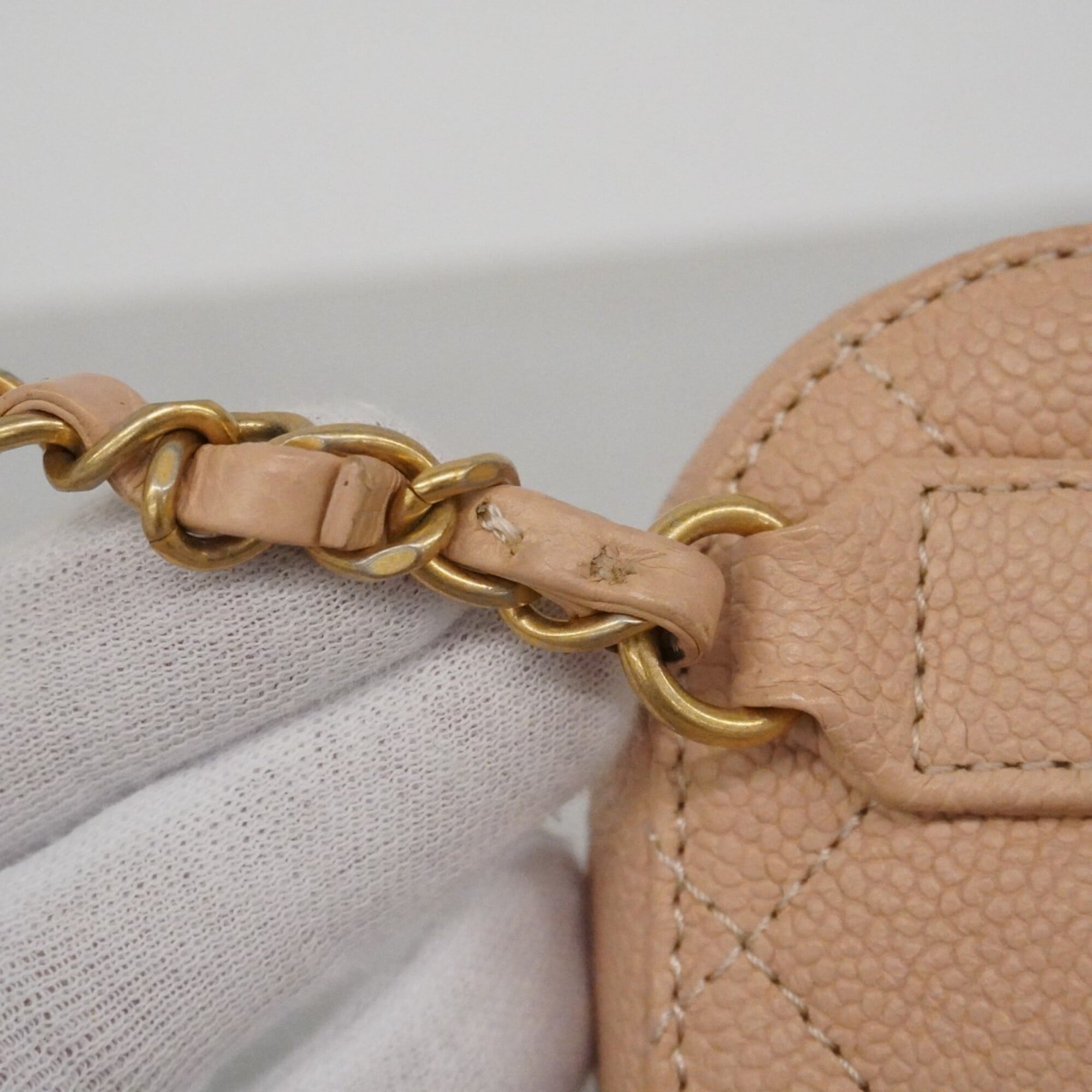 Chanel Beige Grained Calfskin Shoulder Bag (Pre-Owned)