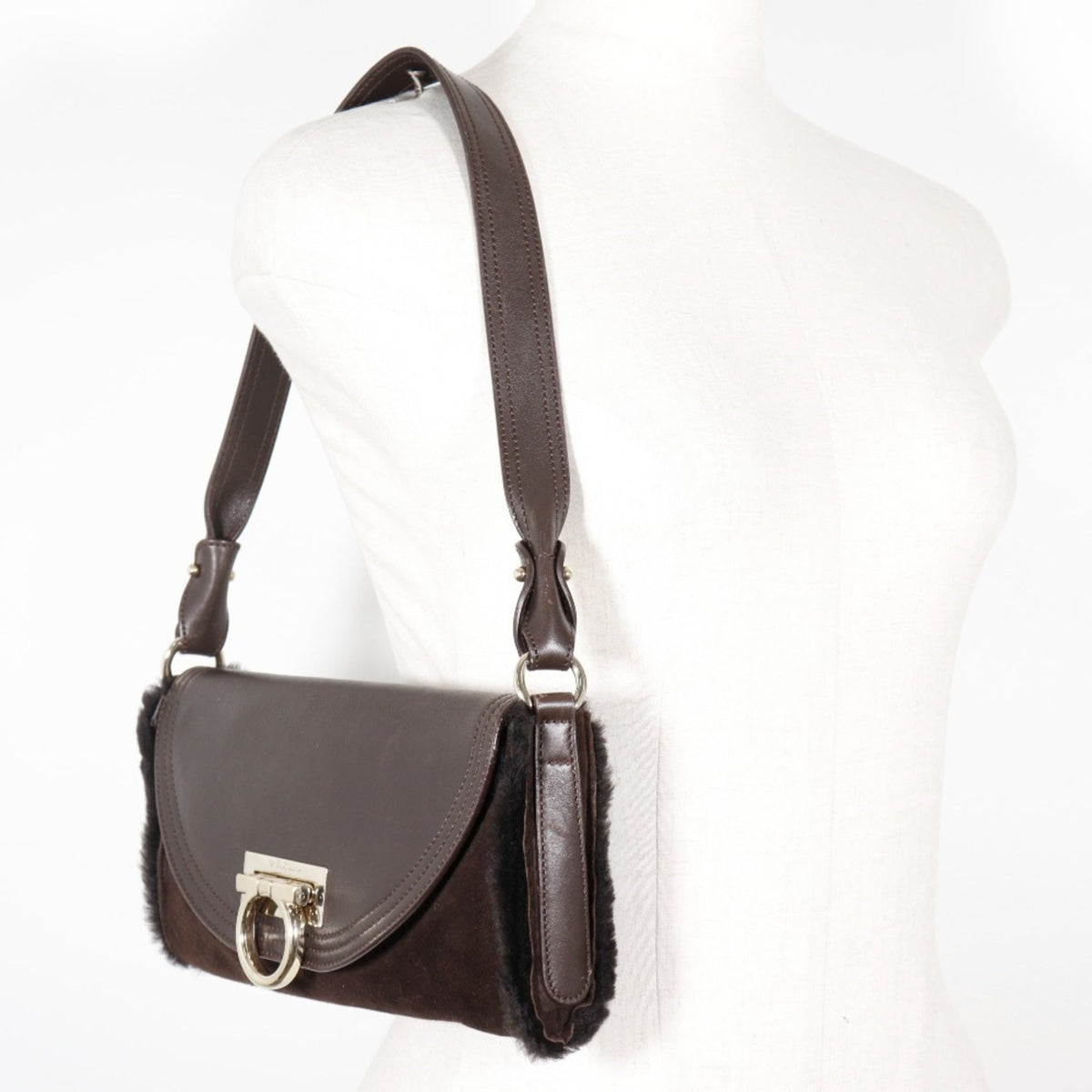 Salvatore Ferragamo Brown Leather Shoulder Bag (Pre-Owned)