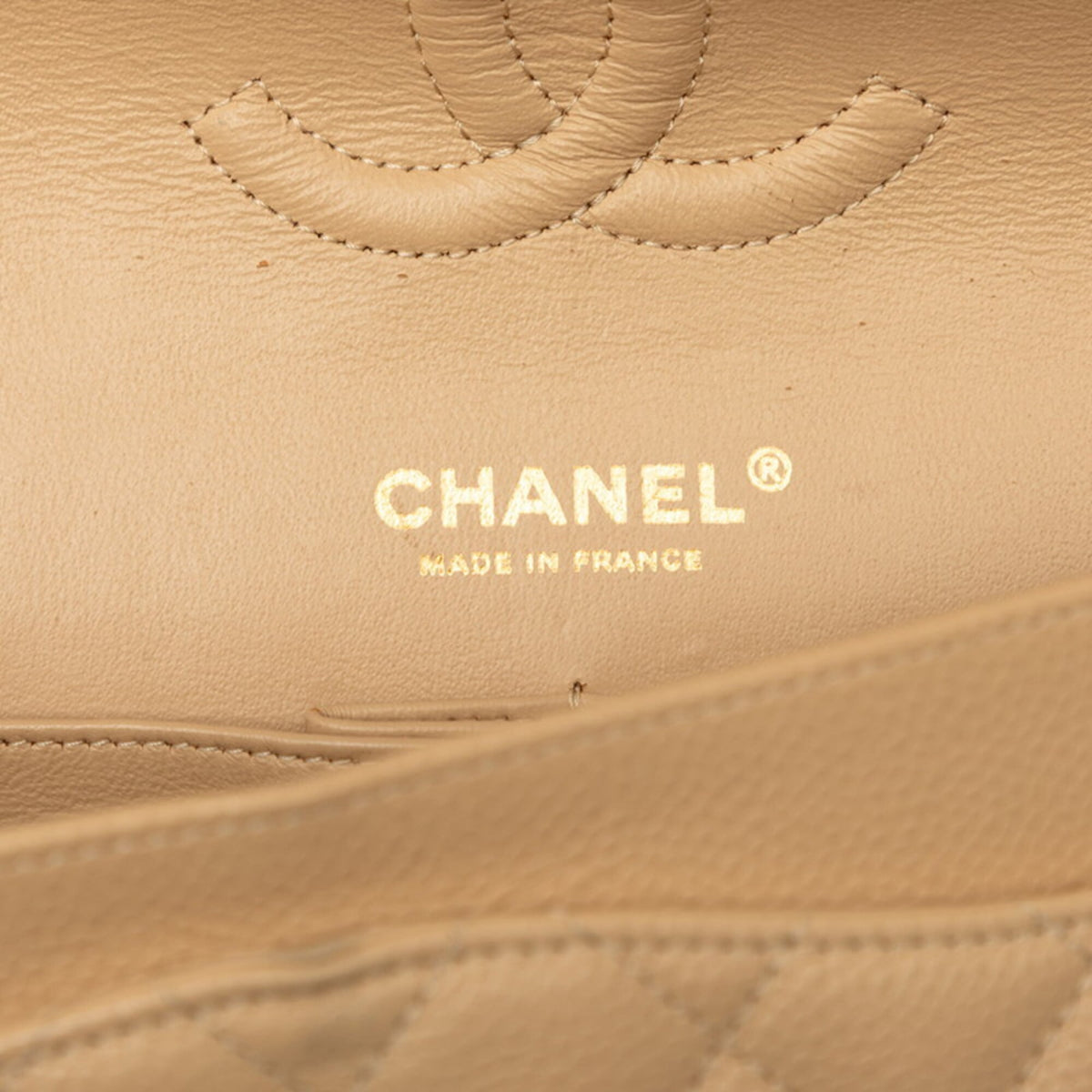 Chanel Beige Grained Calfskin Shoulder Bag (Pre-Owned)