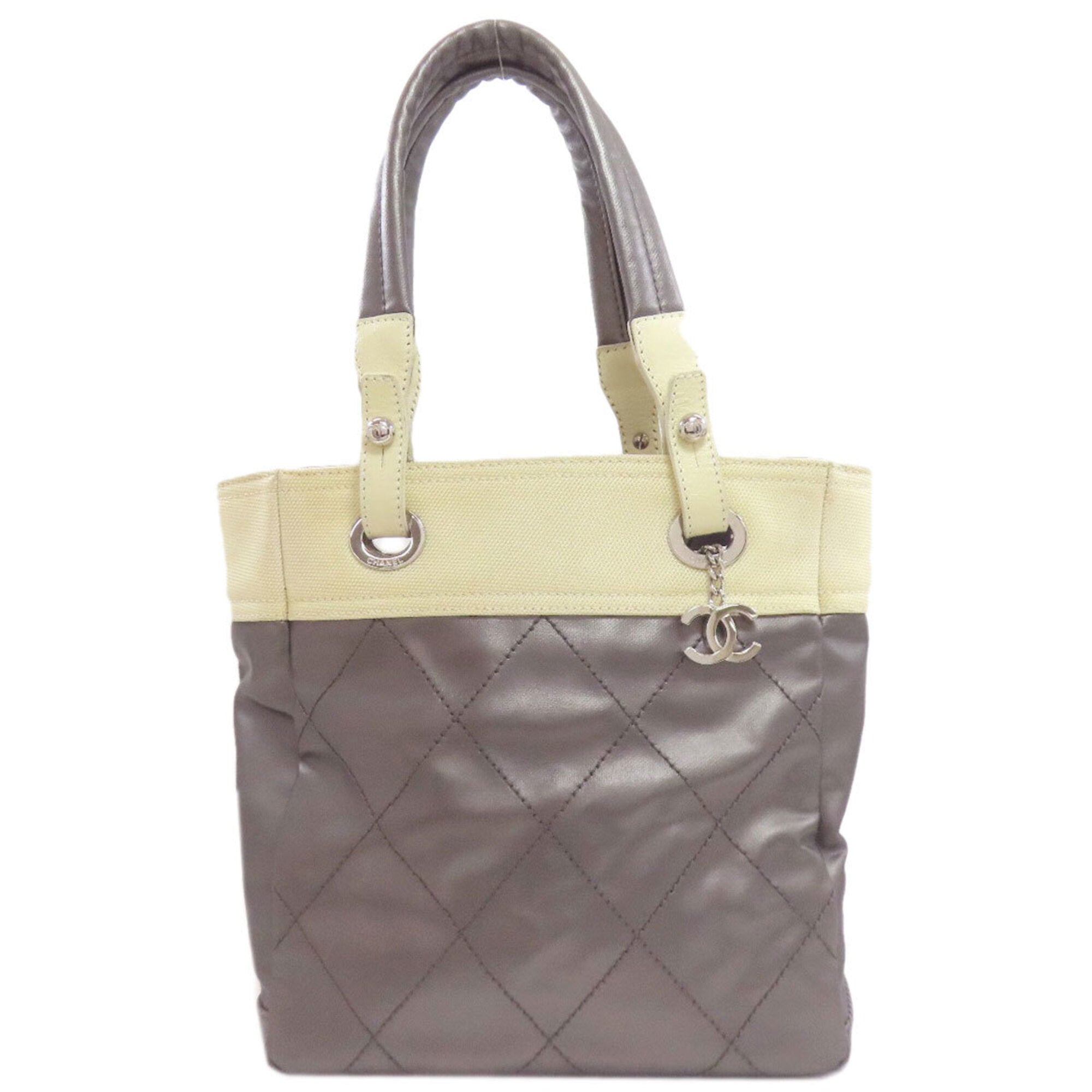 Chanel Silver White Leather Handbag (Pre-Owned)