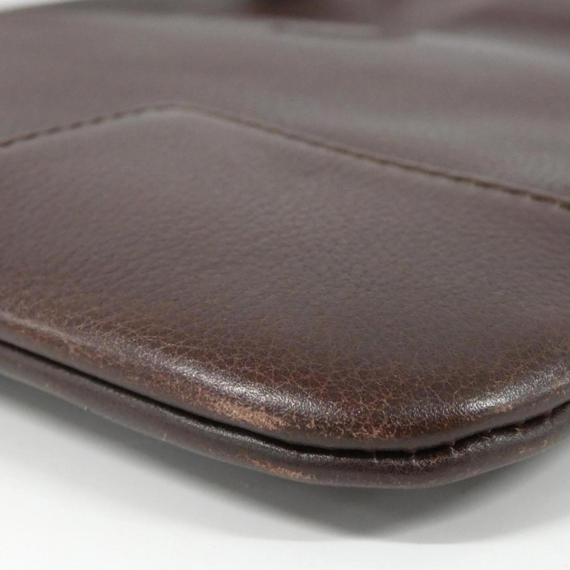 Loewe Brown Shoulder Bag (Pre-Owned)