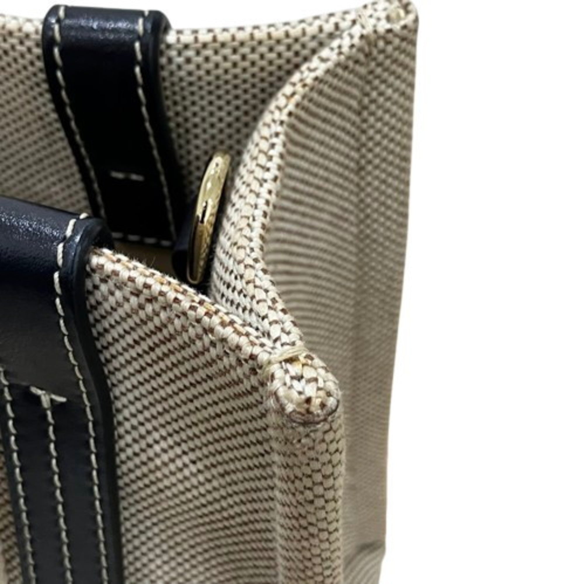Chloé Beige Canvas Handbag (Pre-Owned)