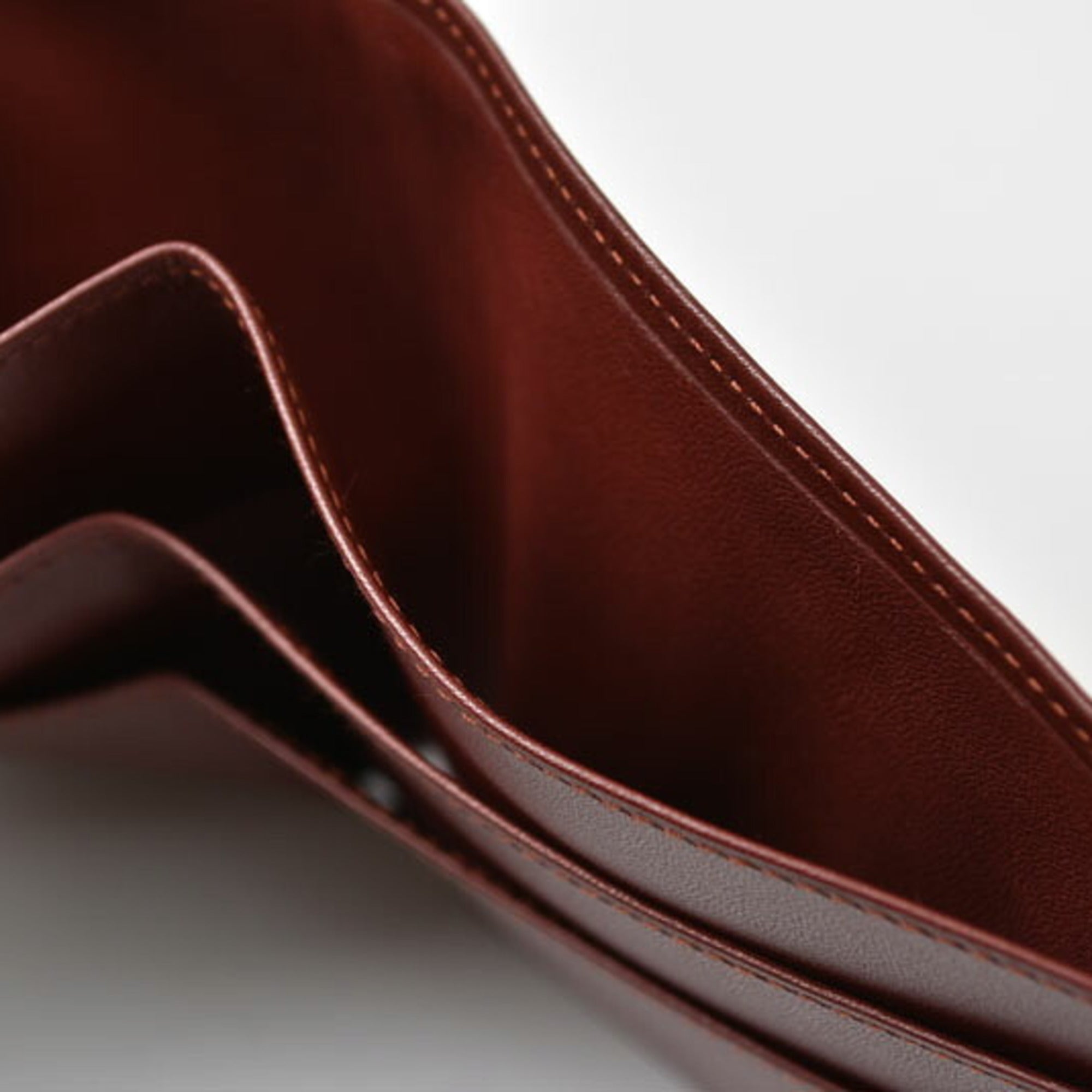 Cartier Bordeaux Leather Wallet (Bi-Fold) (Pre-Owned)