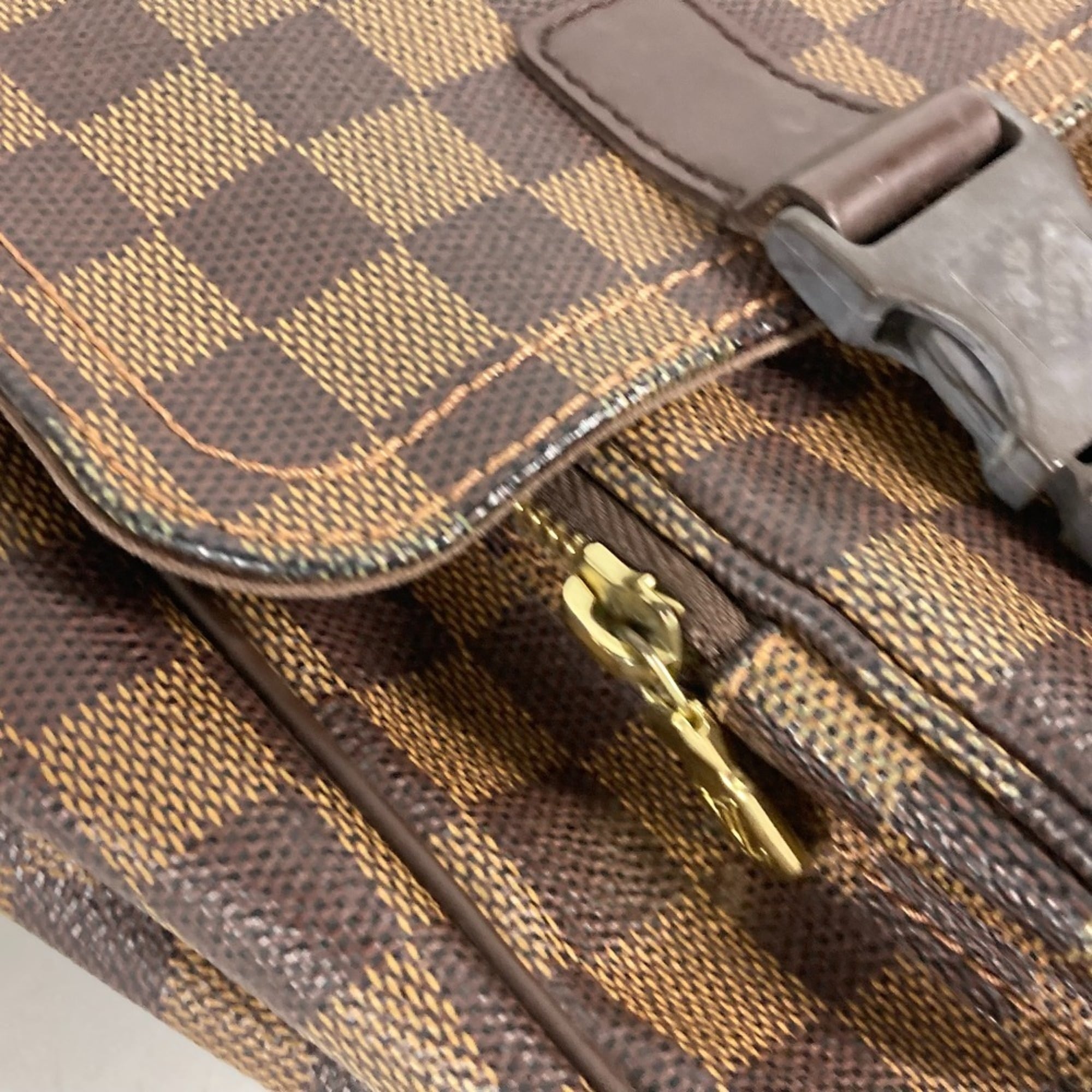 Louis Vuitton Brown Ebene Damier Canvas Messenger Bag Shoulder Bag (Pre-Owned)