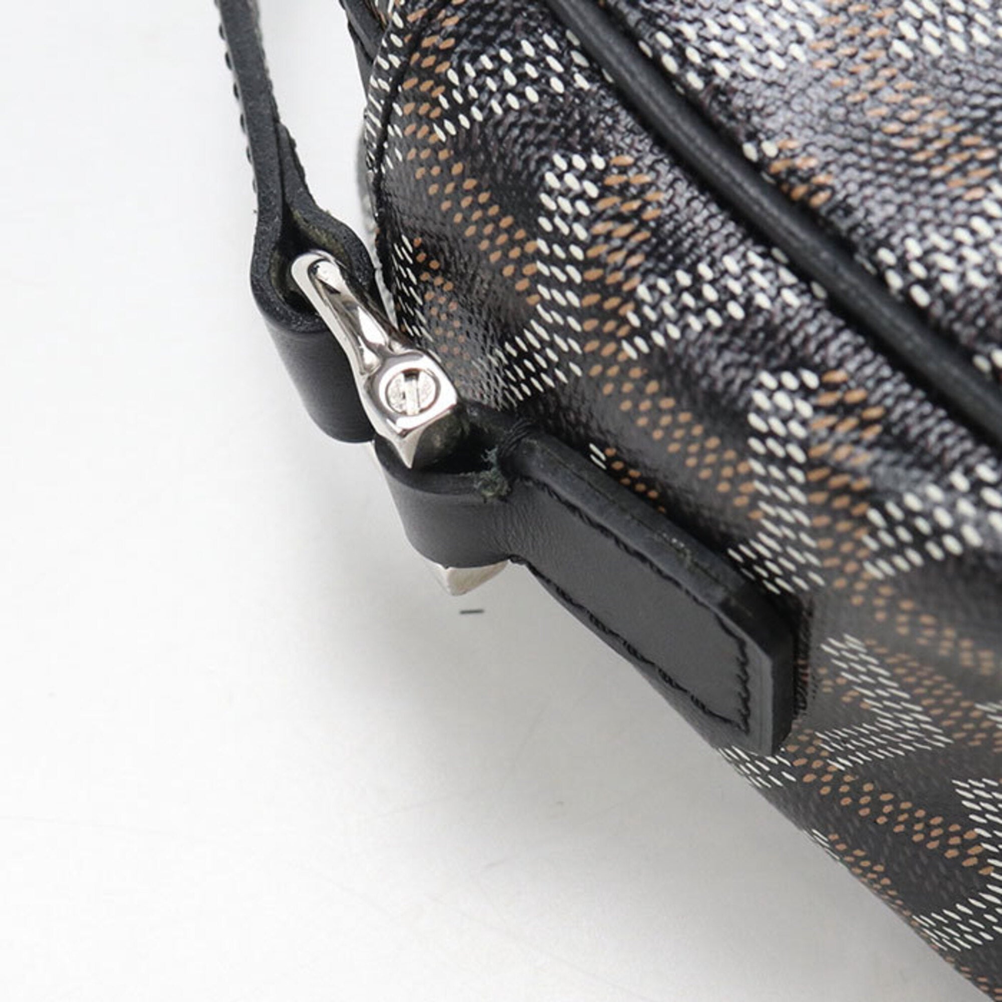 Goyard Black Canvas Shoulder Bag (Pre-Owned)