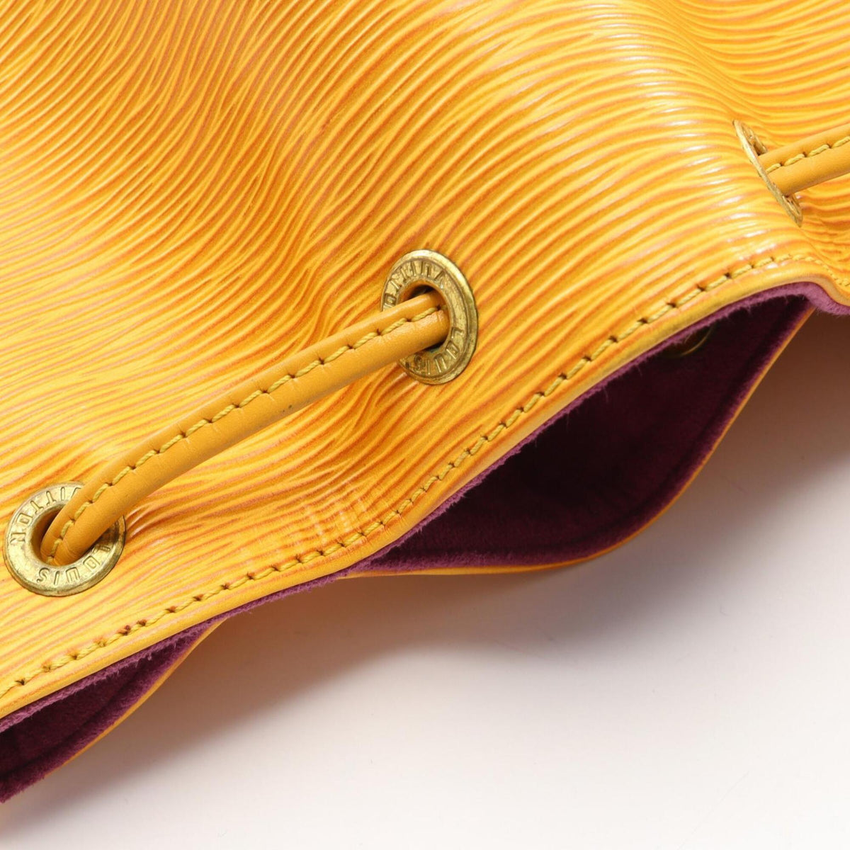 Louis Vuitton Yellow Leather Handbag Shoulder Bag (Pre-Owned)