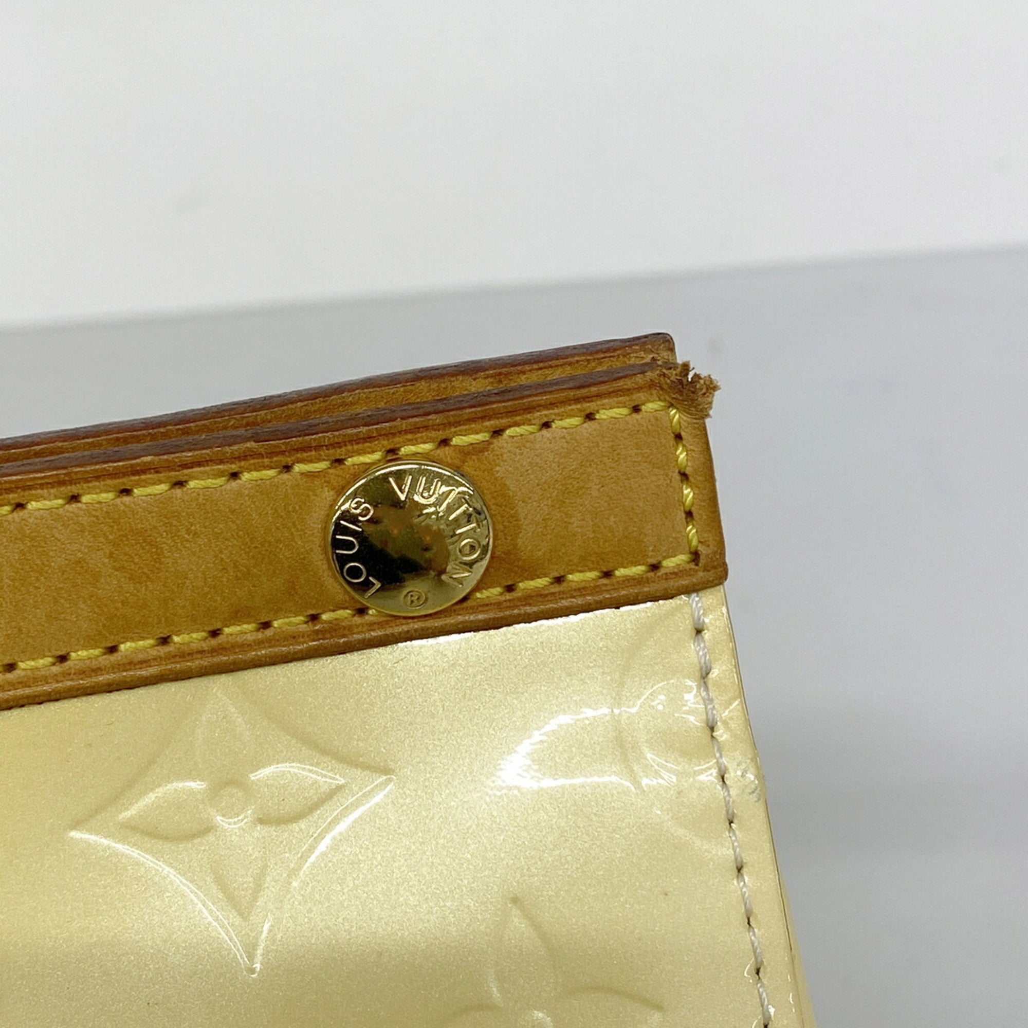 Louis Vuitton Pearl Handbag (Pre-Owned)