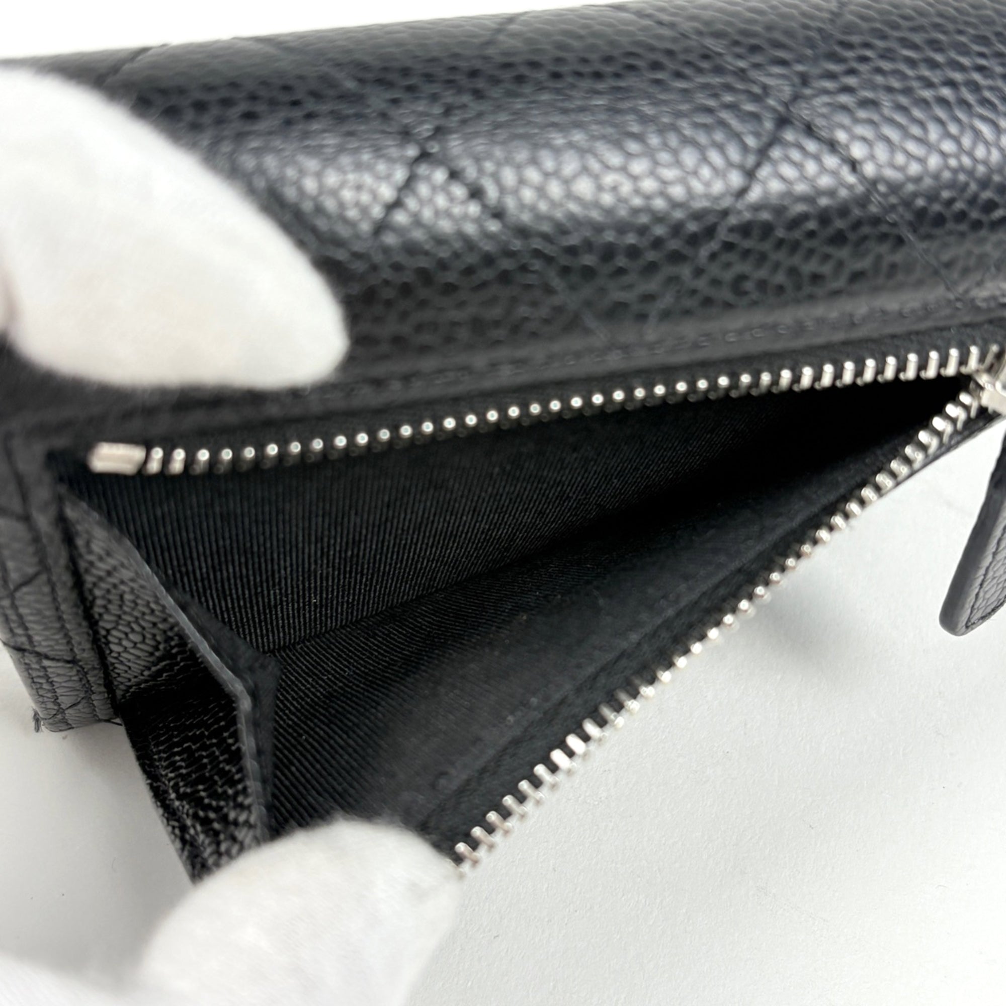 Chanel Black Grained Calfskin Wallet (Tri-Fold) (Pre-Owned)