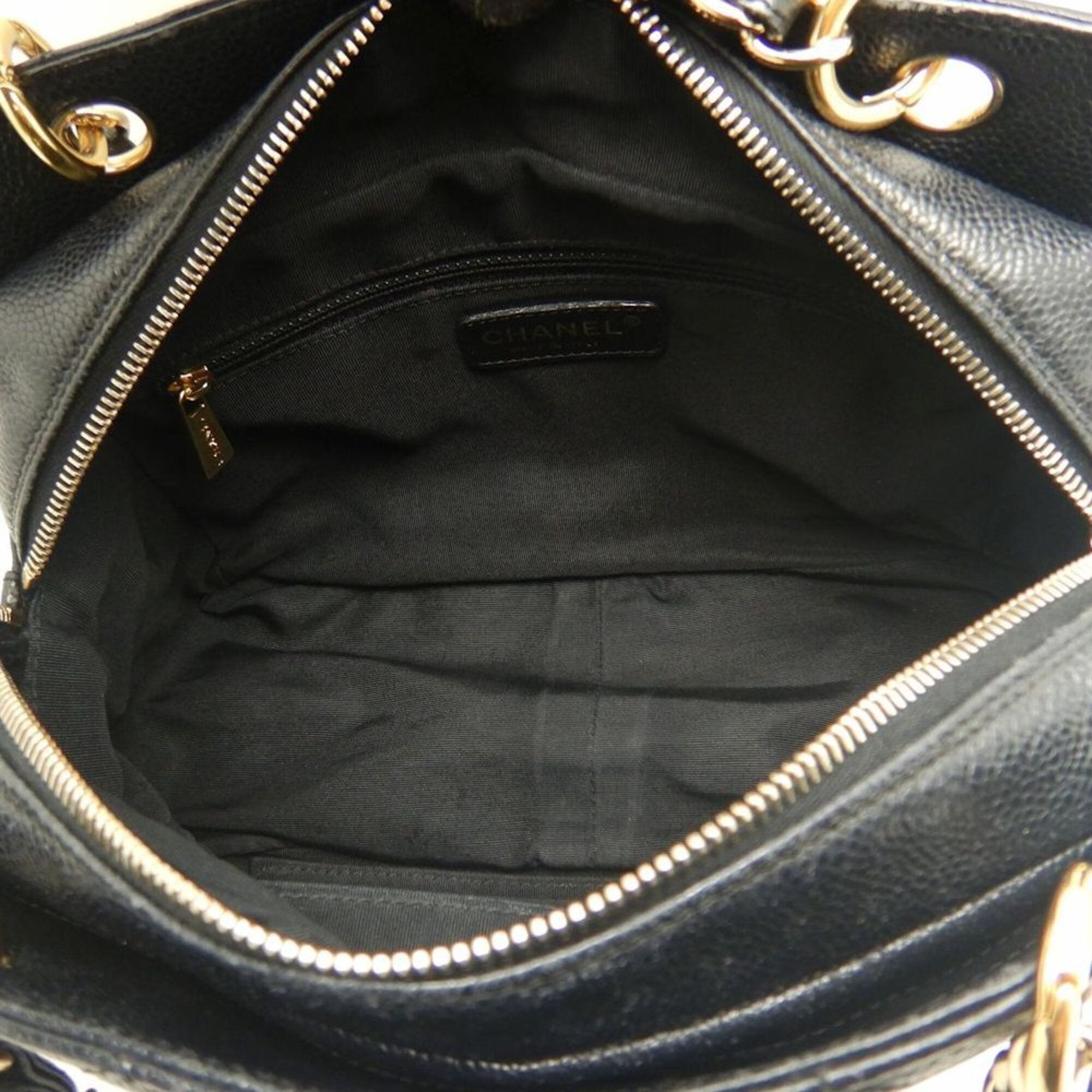 Chanel Matelasse Black Grained Calfskin Tote Bag (Pre-Owned)