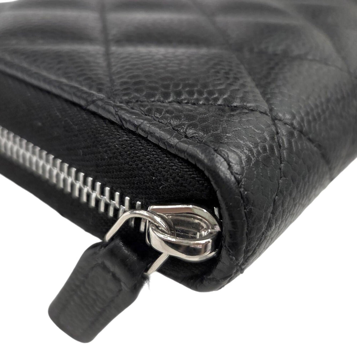 Chanel Black Grained Calfskin Long Wallet (Bi-Fold) (Pre-Owned)