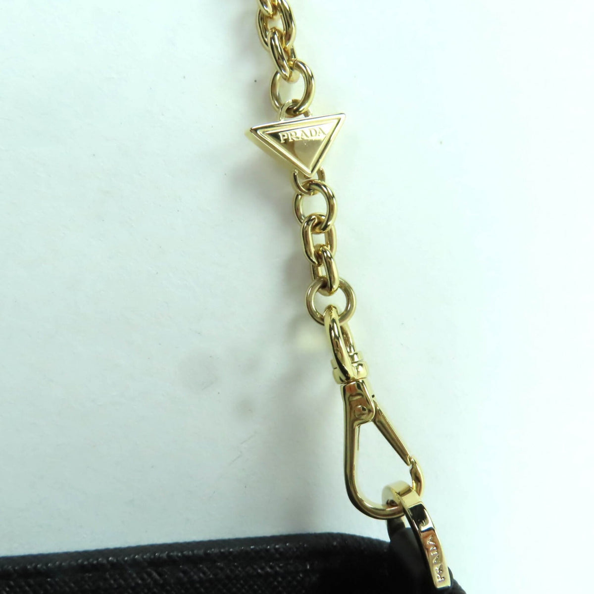 Prada Black Leather Shoulder Bag (Pre-Owned)