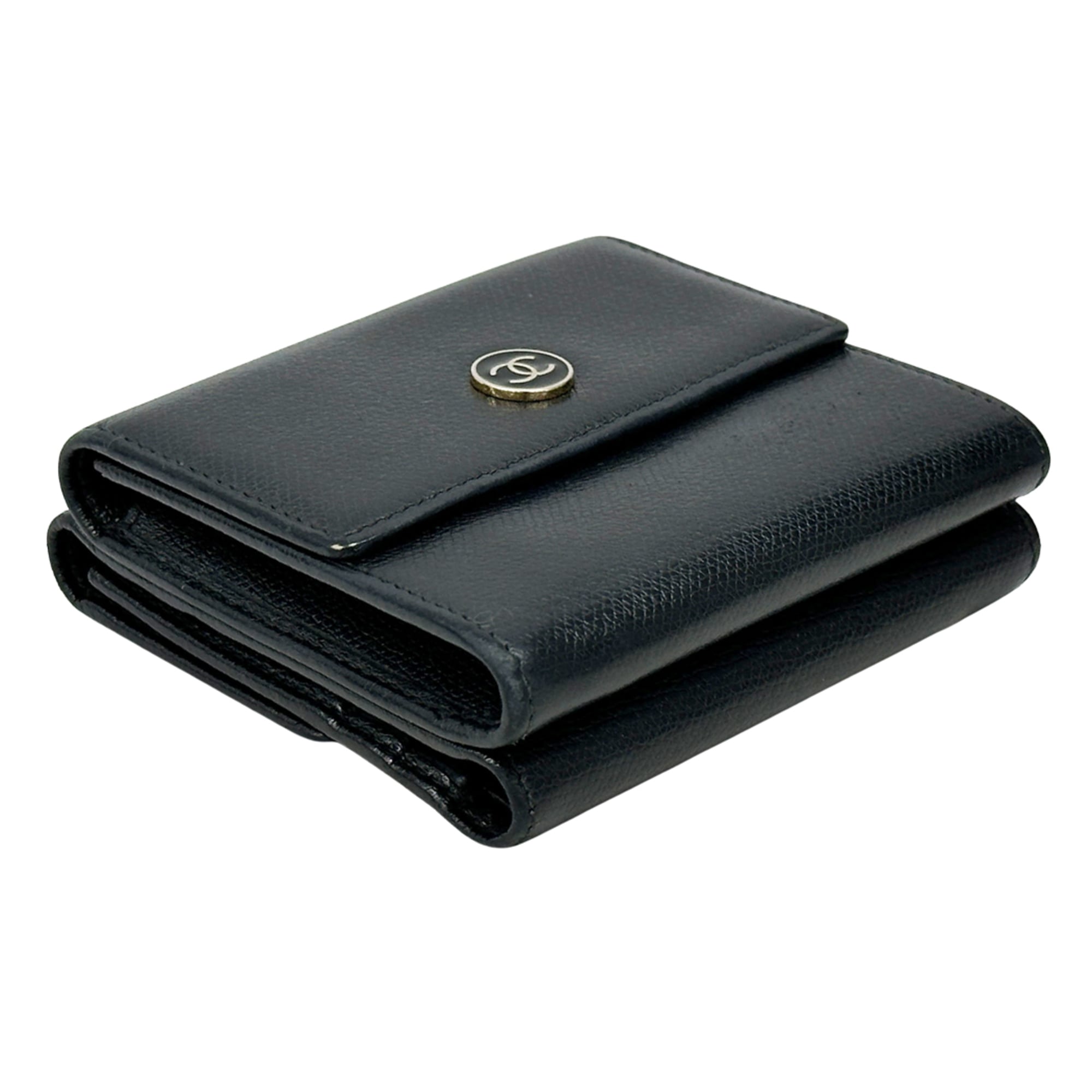 Chanel Black Leather Wallet (Bi-Fold) (Pre-Owned)