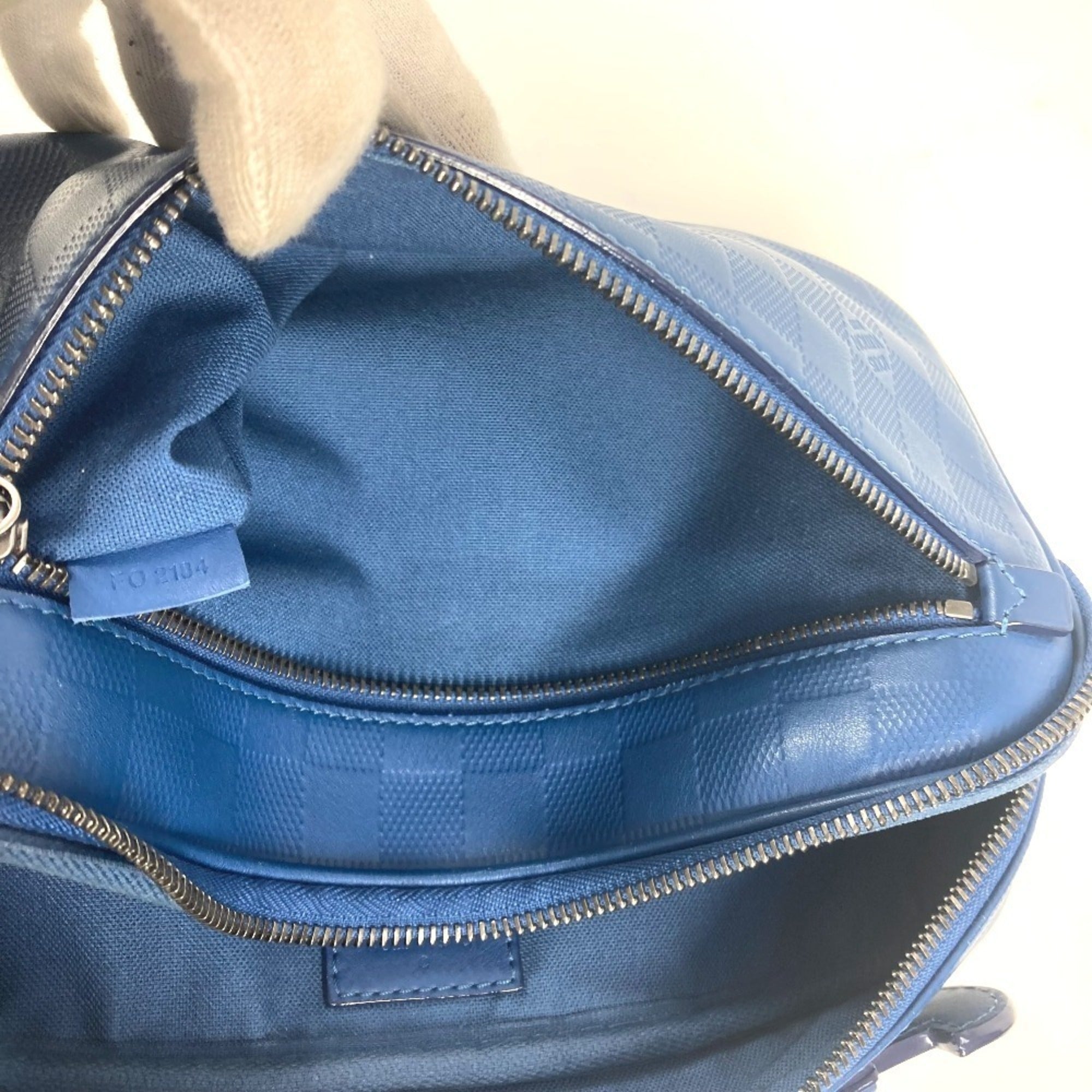 Louis Vuitton Blue Damier Infini Shoulder Bag Sling Bag (Pre-Owned)