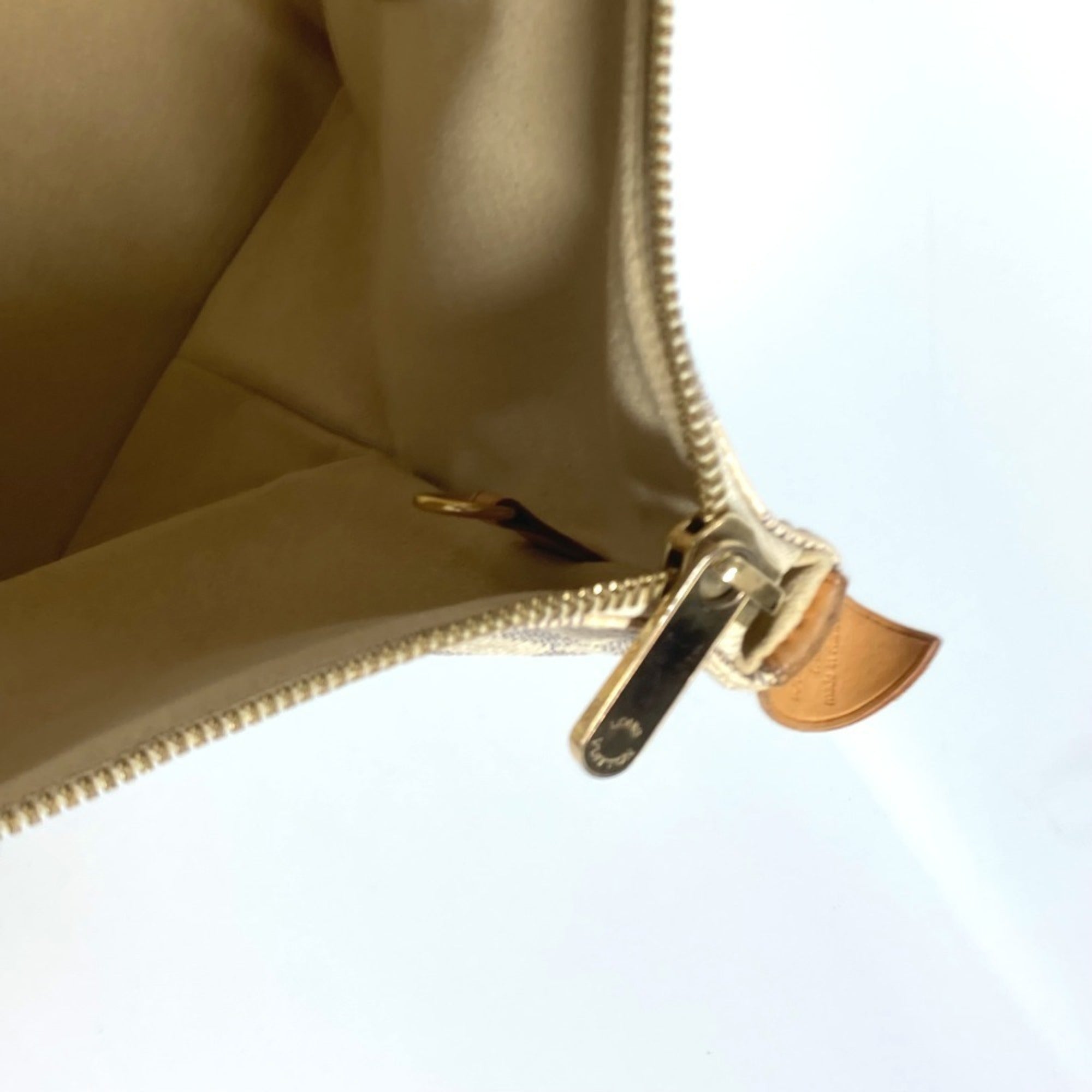 Louis Vuitton White Damier Azur Shoulder Bag Tote Bag (Pre-Owned)