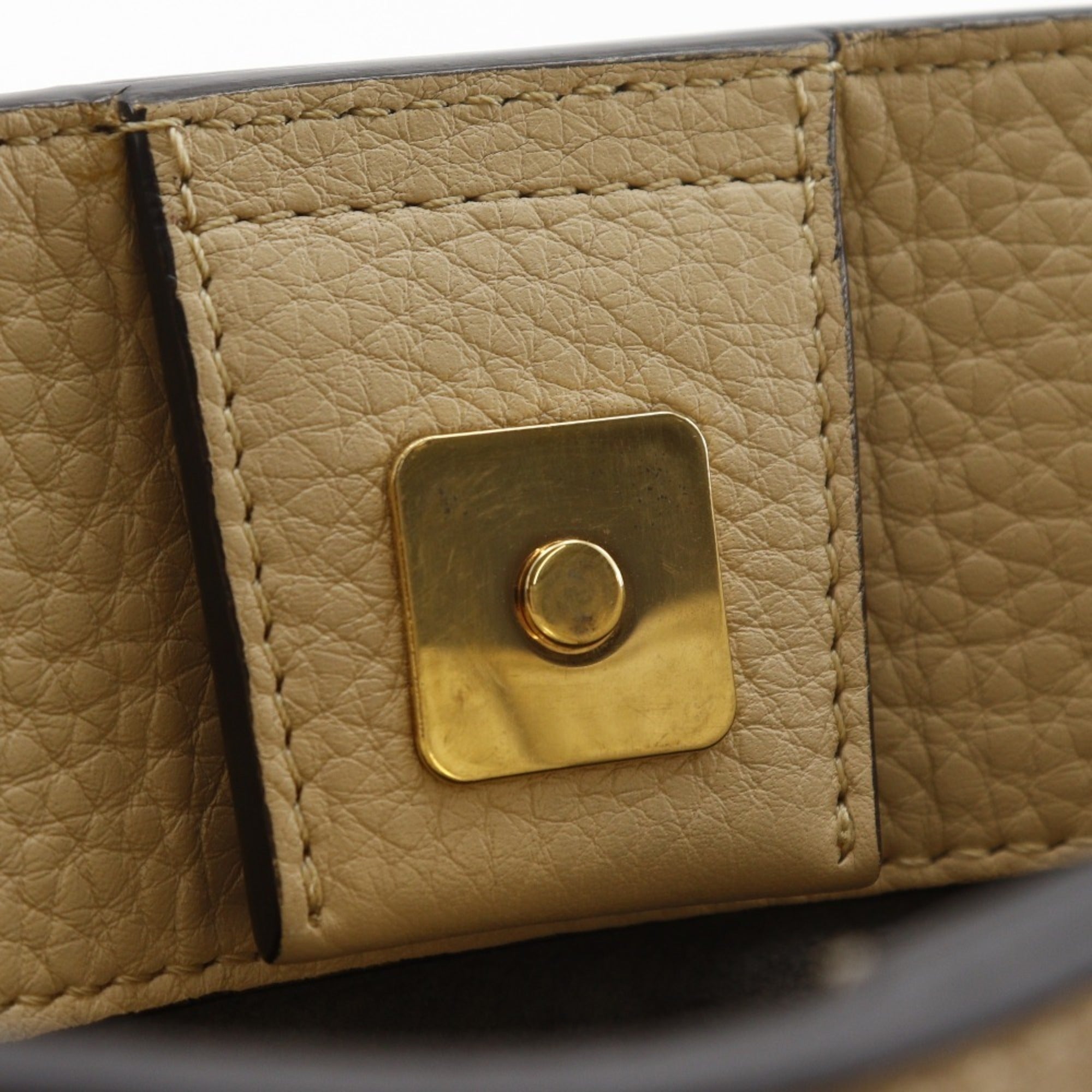 Fendi Beige Leather Handbag Tote Bag (Pre-Owned)