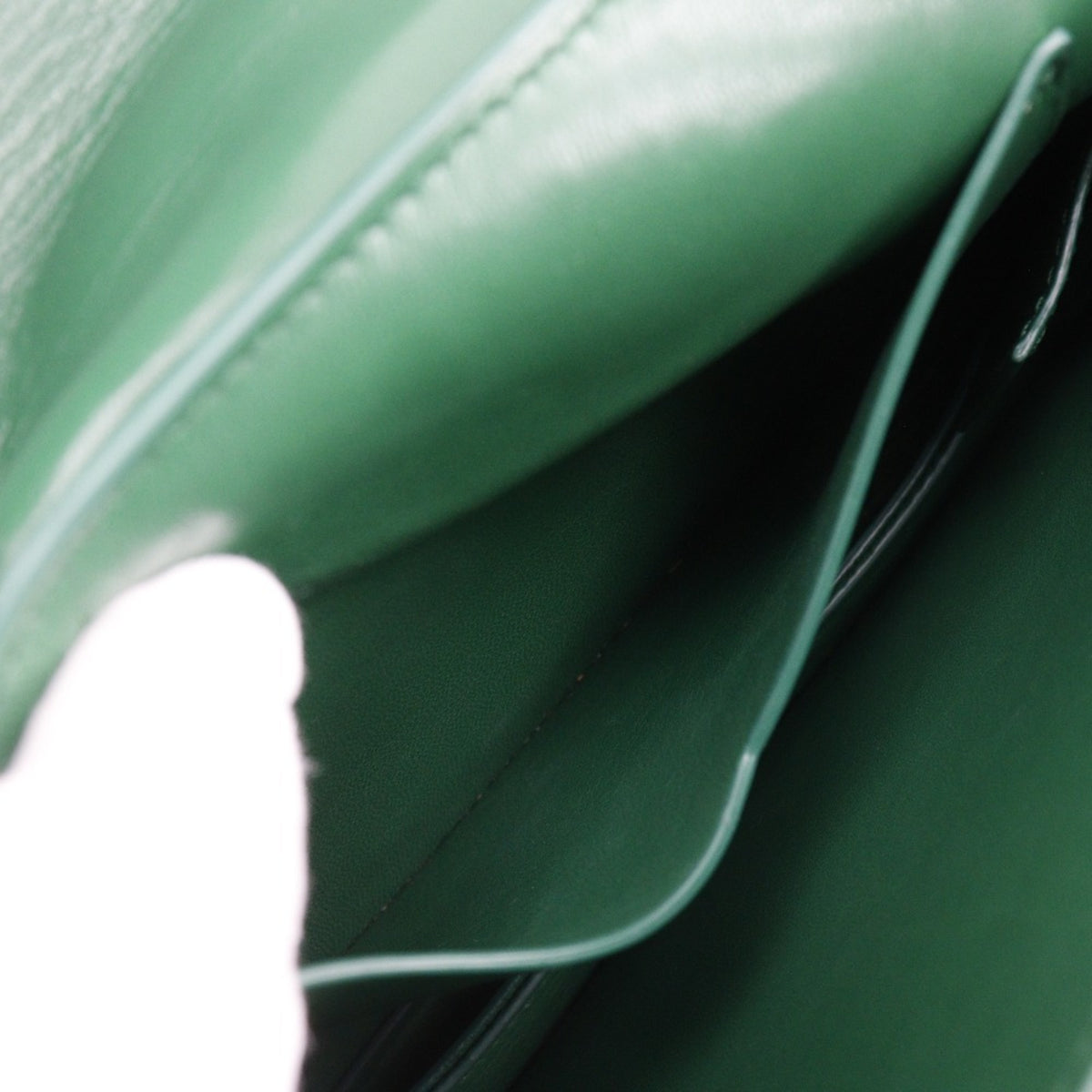 Bottega Veneta Green Leather Shoulder Bag (Pre-Owned)