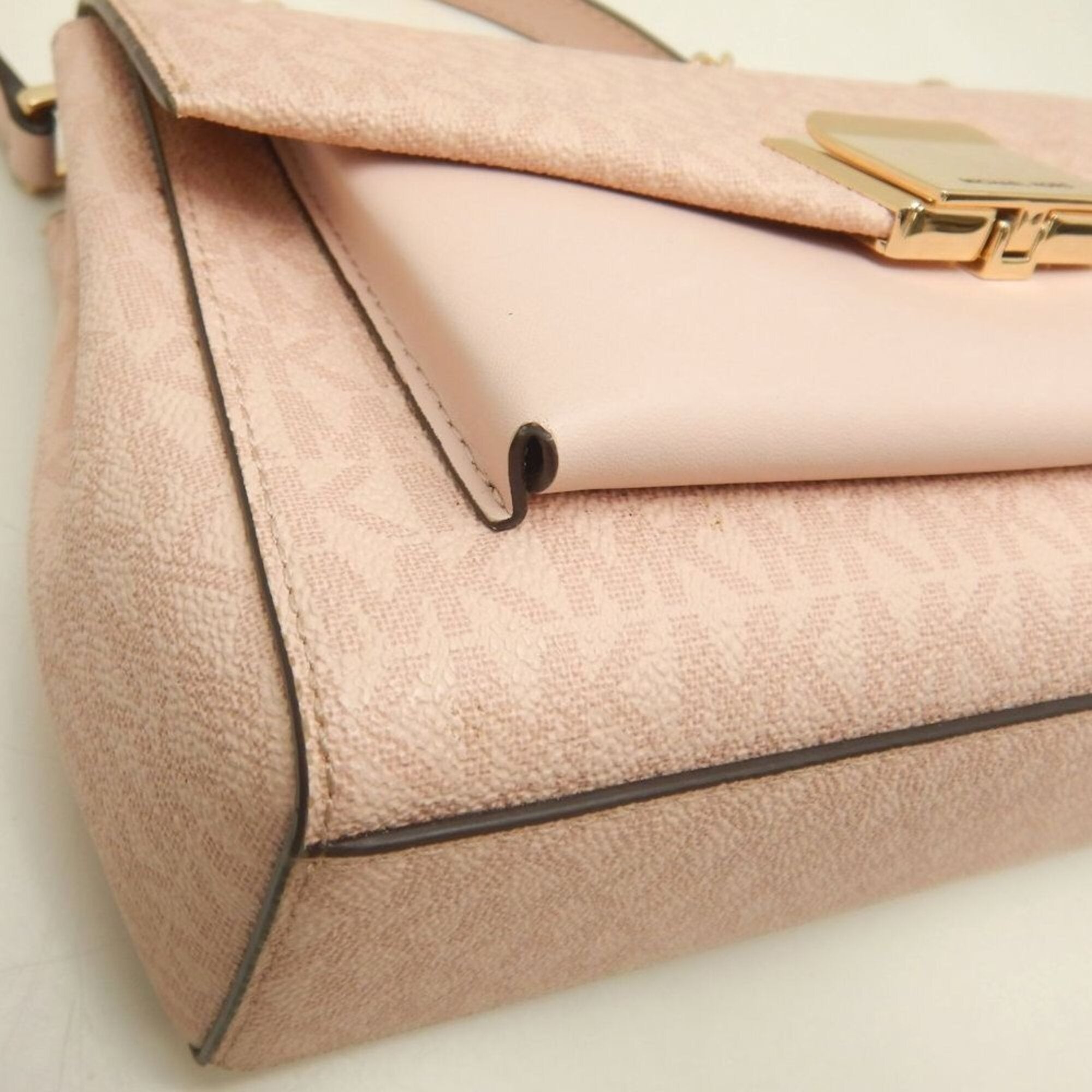 Michael Kors Pink Coated Canvas Shoulder Bag (Pre-Owned)