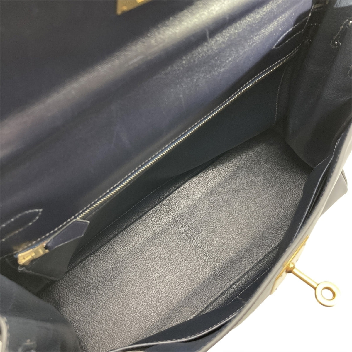 Hermes Navy Box Calf Leather Handbag (Pre-Owned)