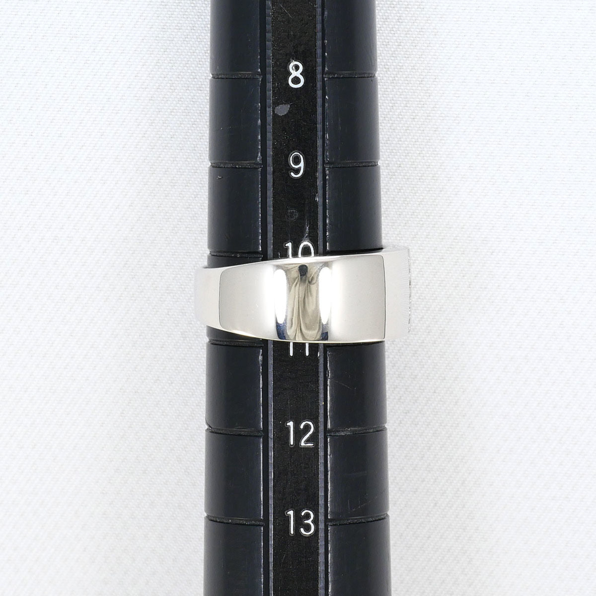 Unbranded White Gold White Gold (18K) Band Ring (Pre-Owned)