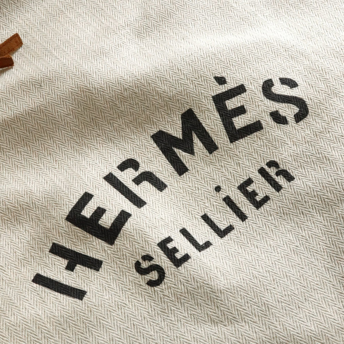 Hermes Ivory Toile H Pouch (Pre-Owned)