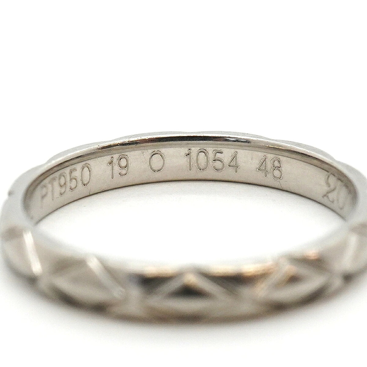 Chanel Platinum 950 Band Ring (Pre-Owned)