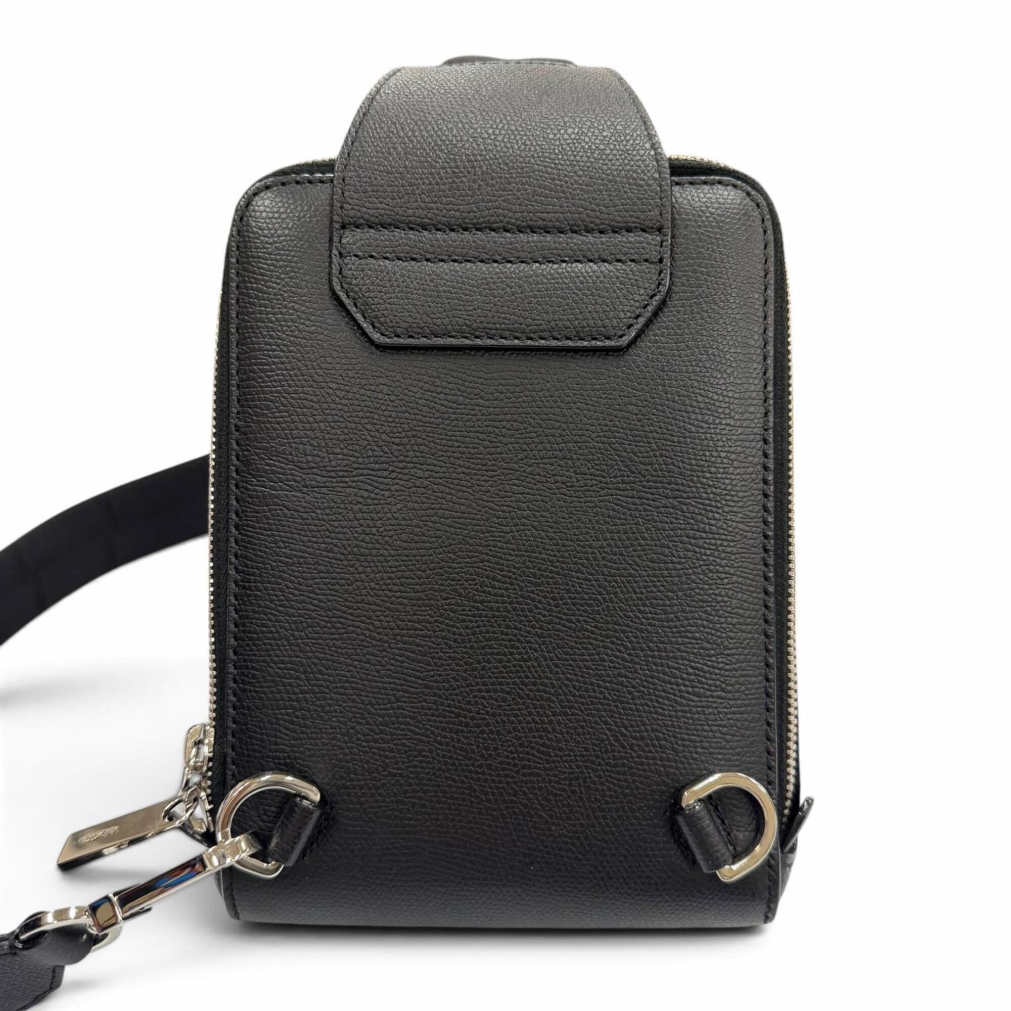 Valextra Black Leather Sling Bag (Pre-Owned)