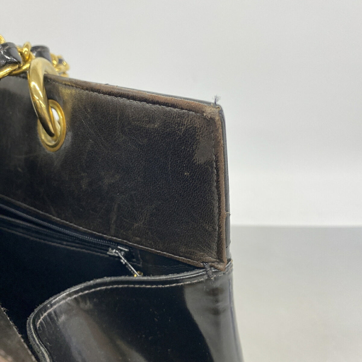 Chanel Black Patent Leather Tote Bag (Pre-Owned)